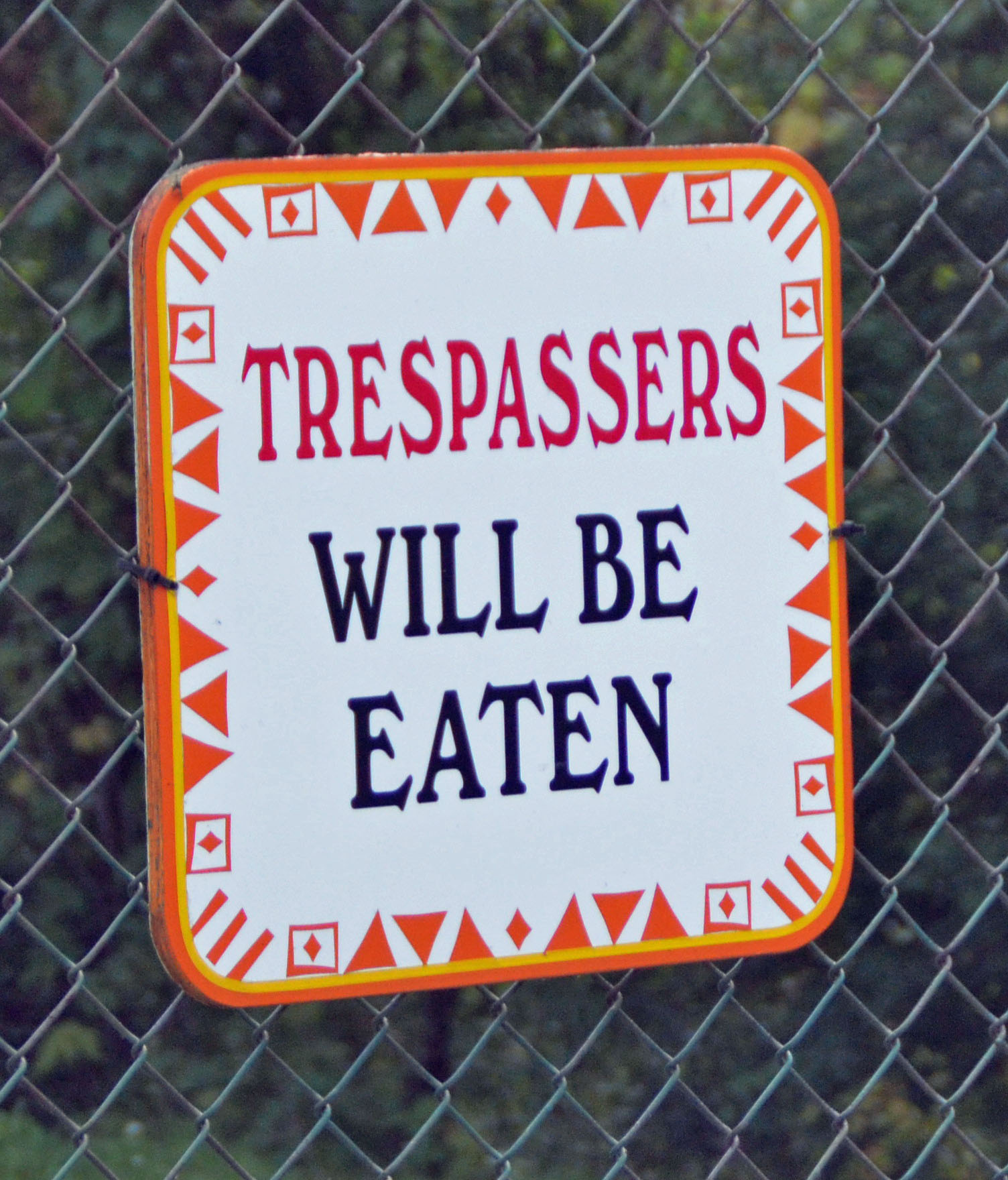 Trespassers will be Eaten at African Lion Safari