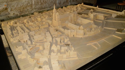 Model of 16th century St. Denis