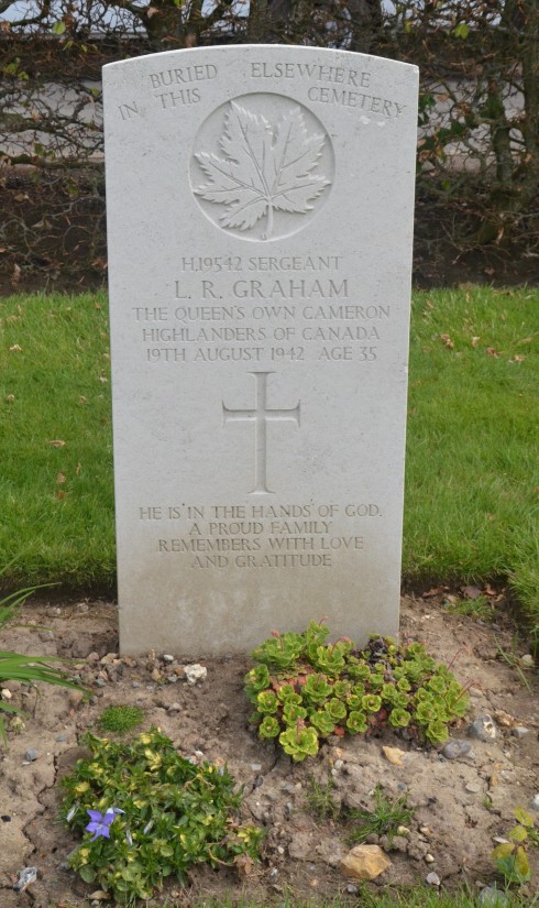 L.R.Graham, Dieppe Canadian War Cemetery