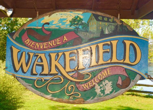 Welcome to Wakefield Quebec sign