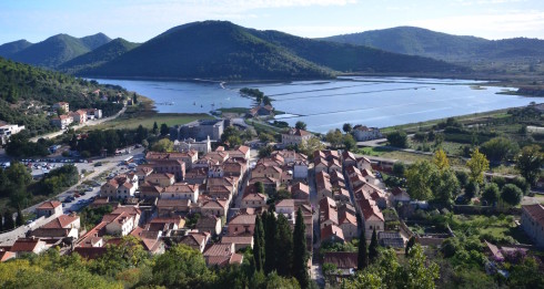 Ston salt ponds
