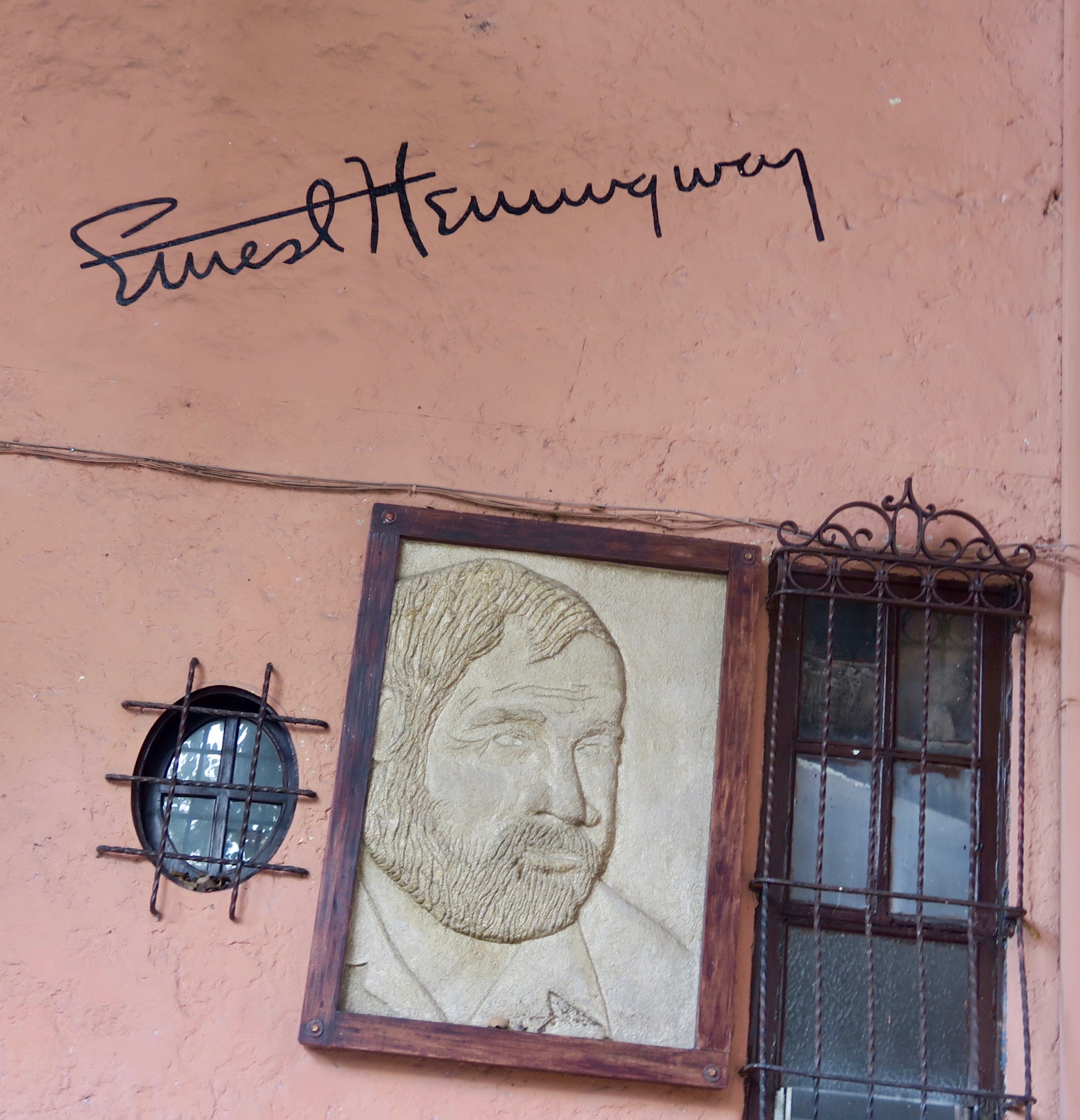 Ernest Hemingway Inn, San Jose