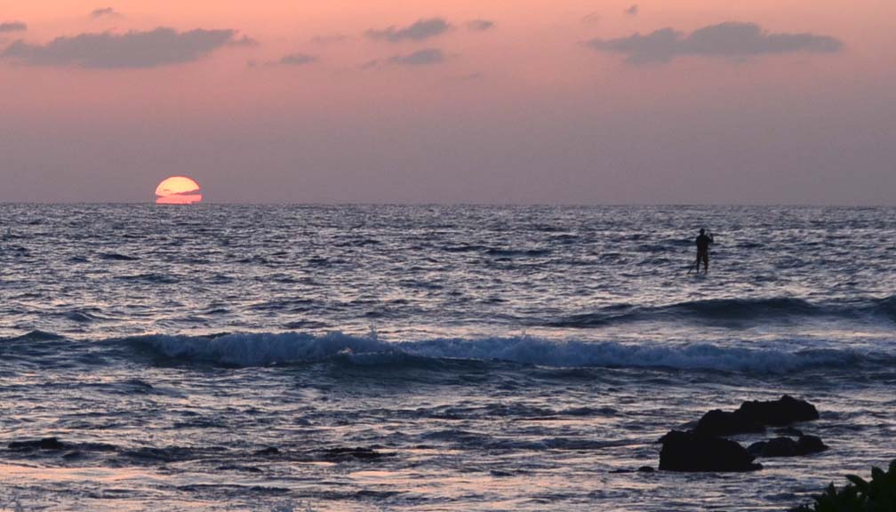 Sunset at Brown’s, the Fairmont Orchid