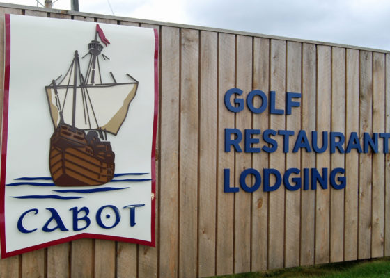 Entrance to Cabot Links