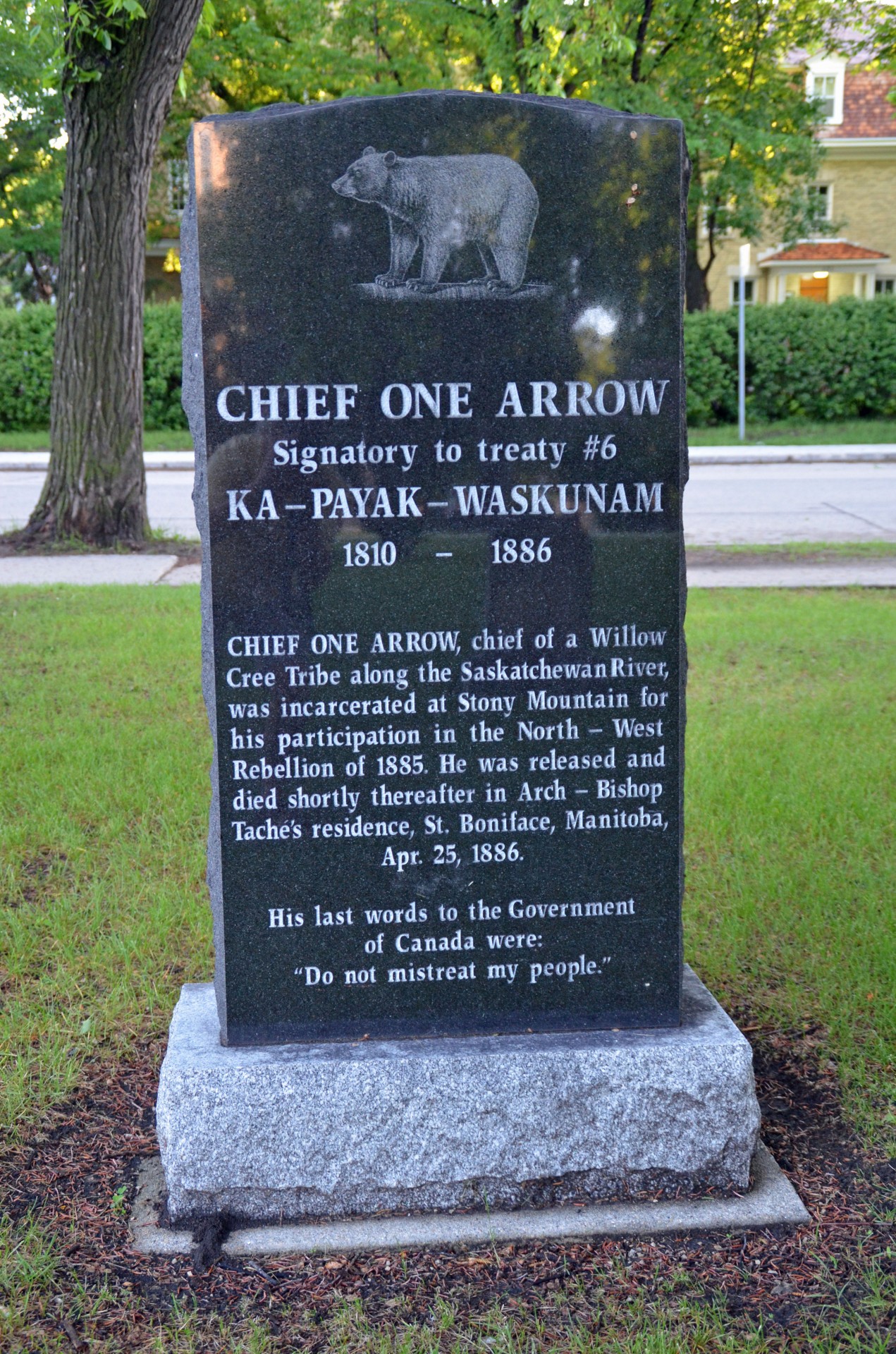 Grave of Chief One Arrow, Winnipeg