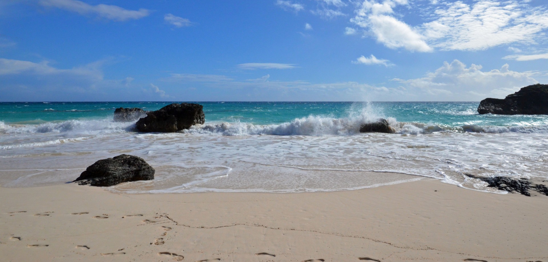 Bermuda Surf near Horseshoe Bay Beach