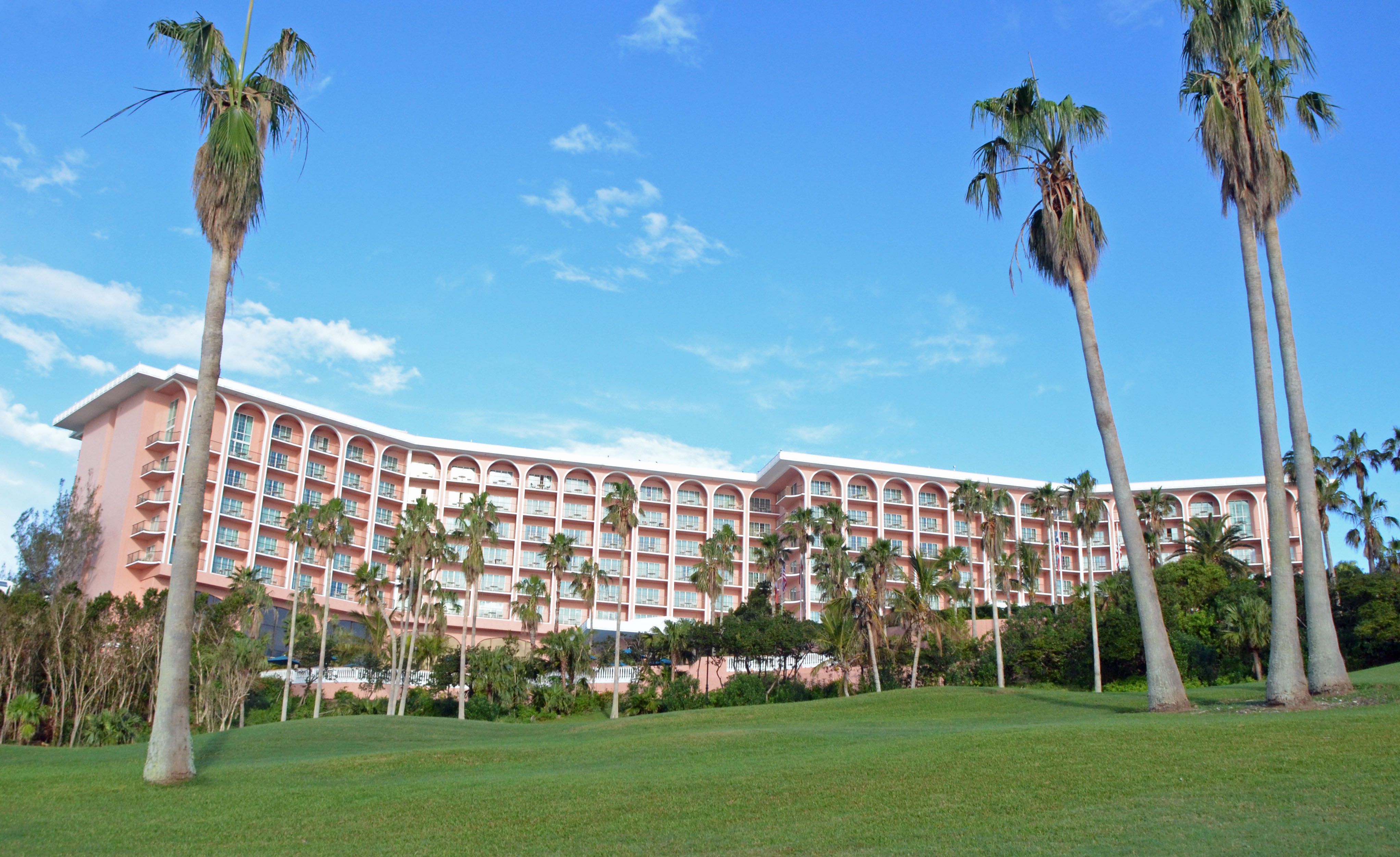 Southampton Princess - Fairmont's Pink Palace in Bermuda