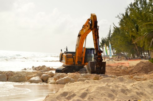 Creating a breakwater on Maxwell Beach