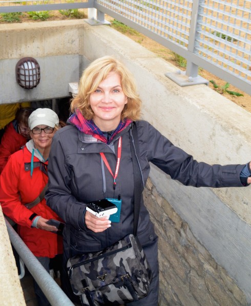 Kaye & Anne coming out of the tunnels