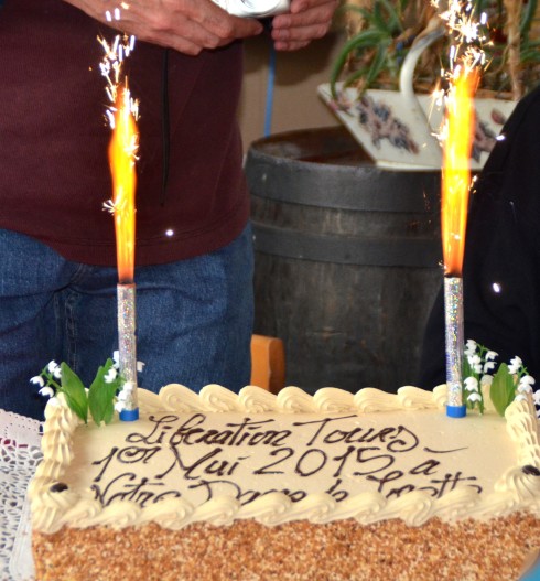 Liberation Tour 2015 Cake at Cabaret Rouge Cemetery