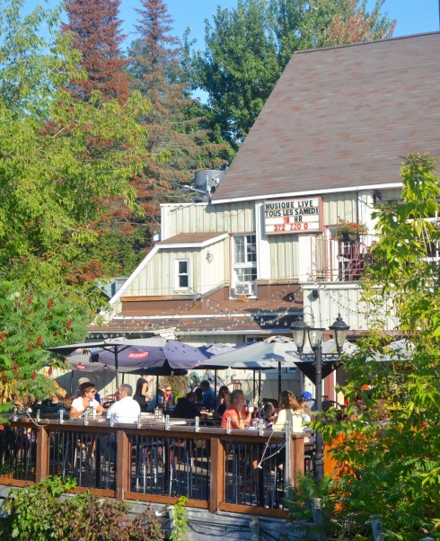 Patio, Cafe de la Brulerie