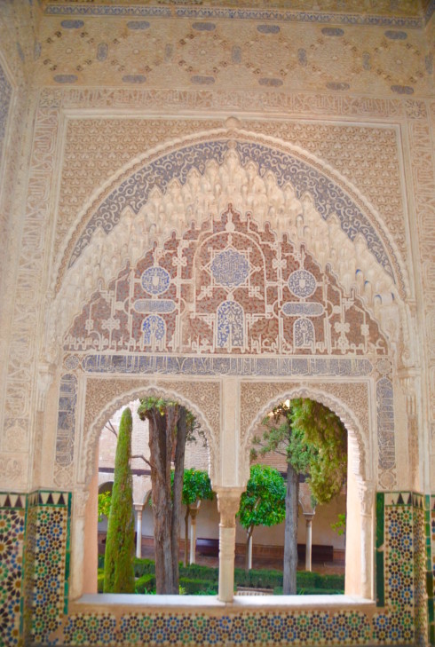 Alhambra Spain - The Daraxa Mirador