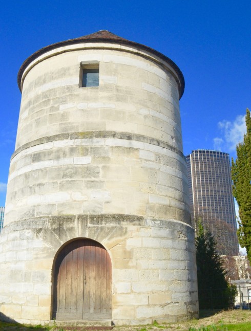 Moulin Tower Montparnasse Cemetery