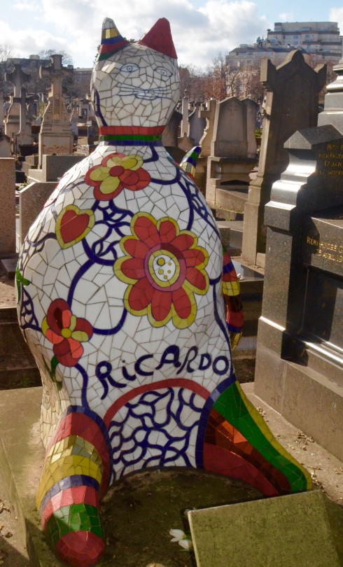  Ricardo the Cat - Montparnasse Cemetery