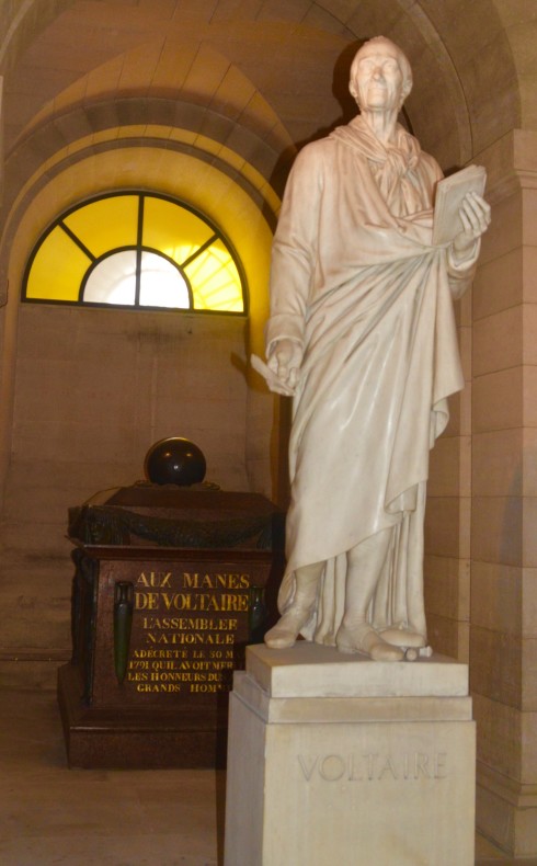 Voltaire statue, Pantheon Paris