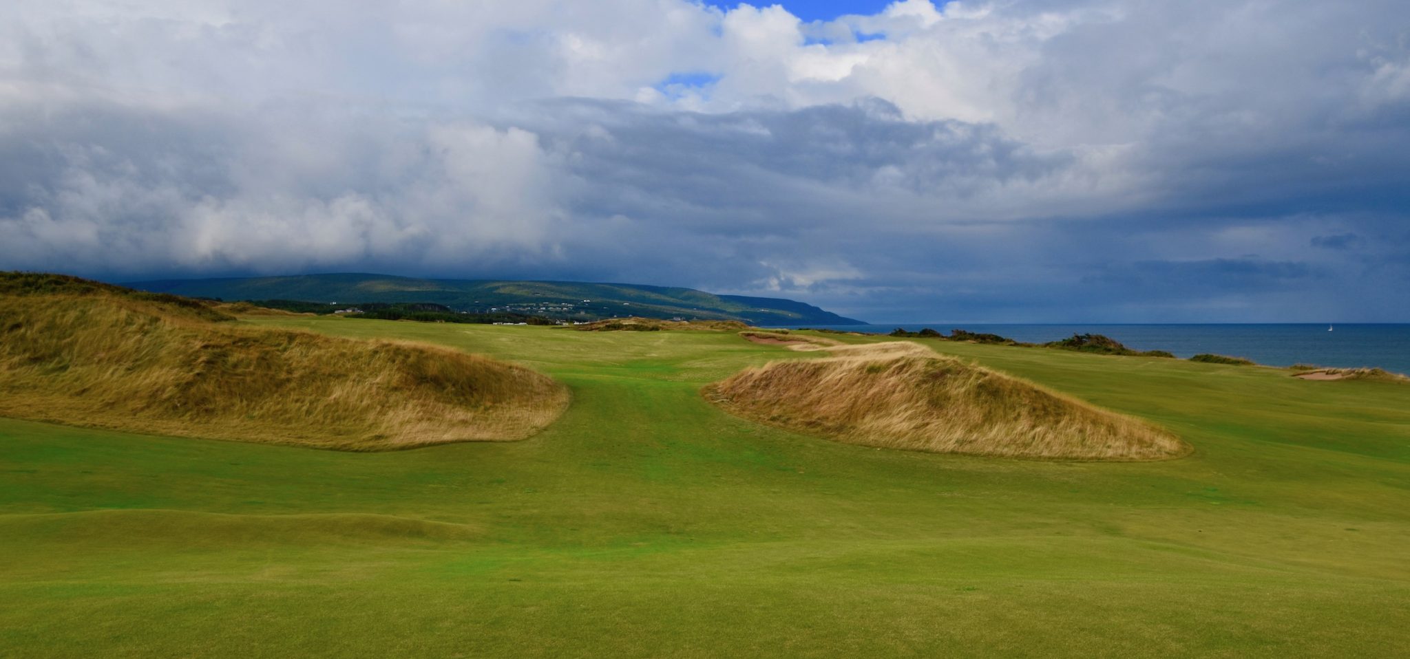 Cabot Cliffs - Why It's Canada's #1 Golf Course - The Maritime Explorer