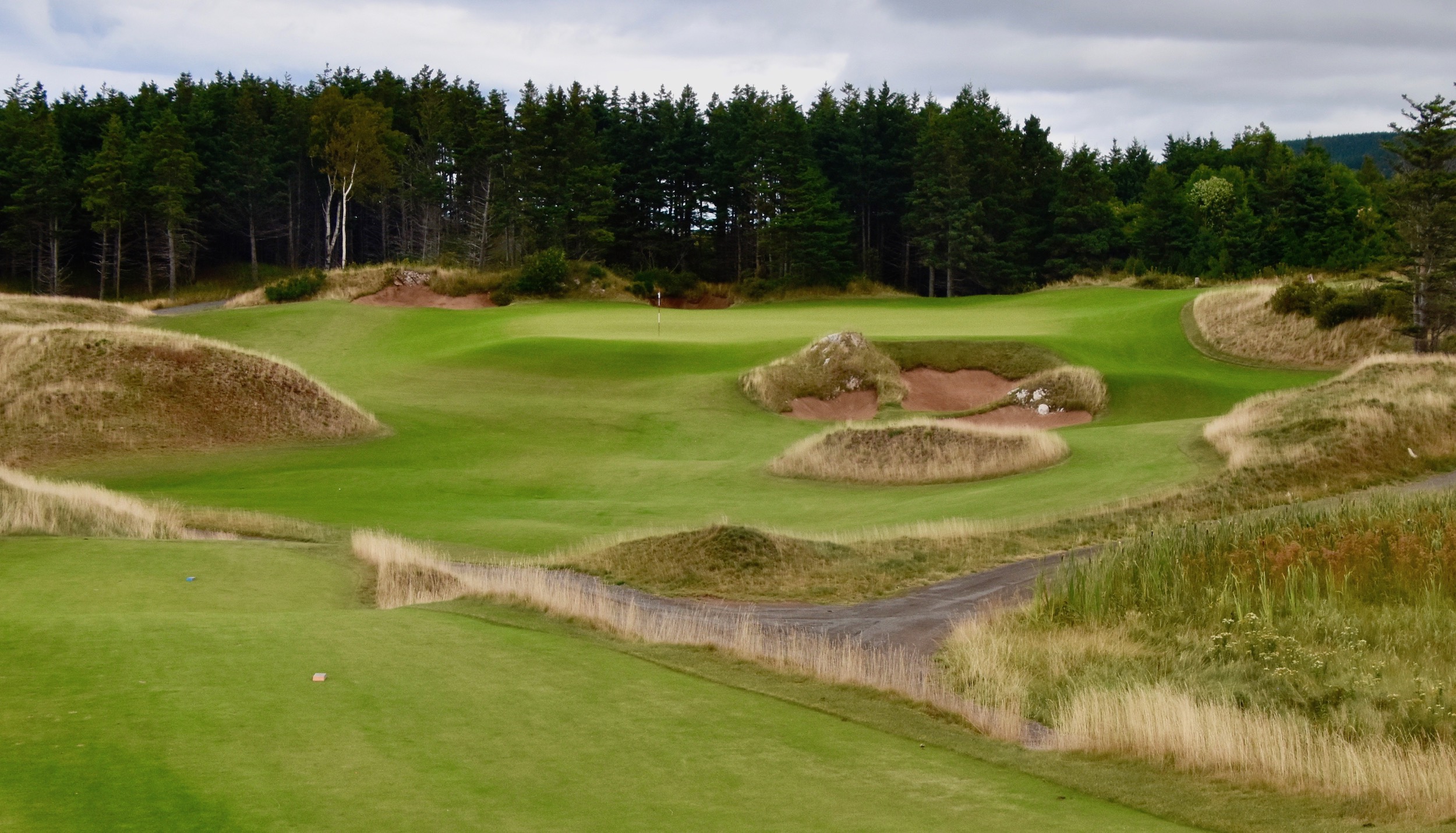 Cabot Cliffs - Why It's Canada's #1 Golf Course - The Maritime Explorer