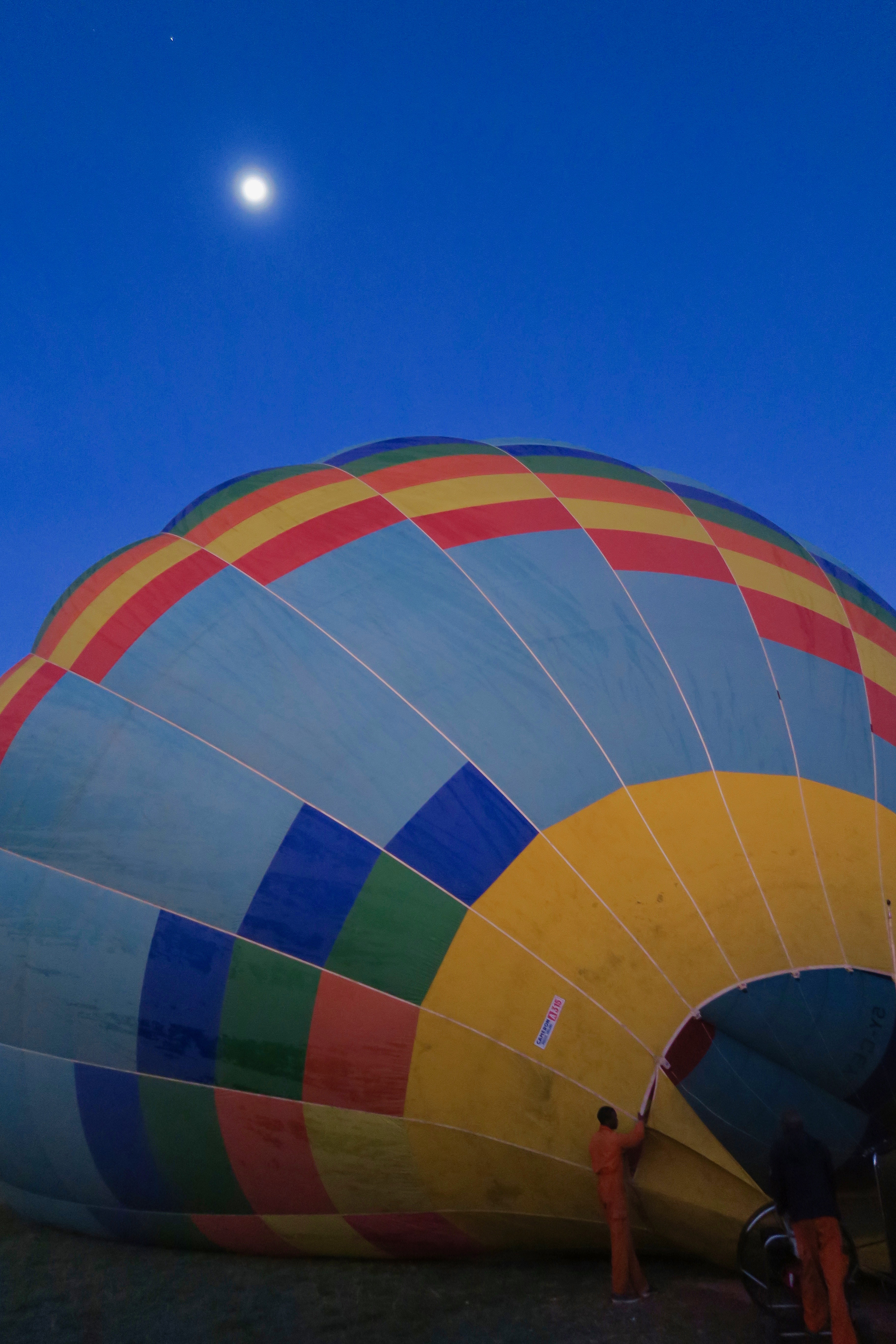 Balloon & Moon, Masai Mara