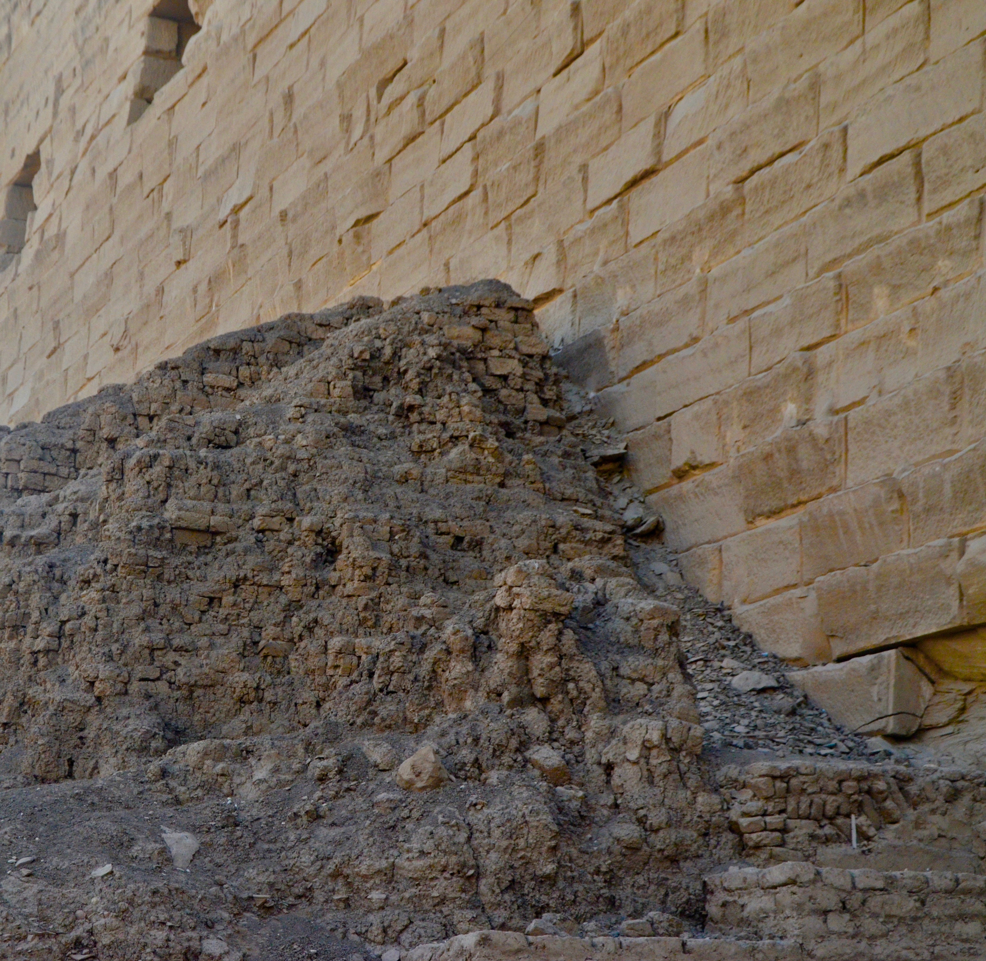 Construction Bricks, Karnak