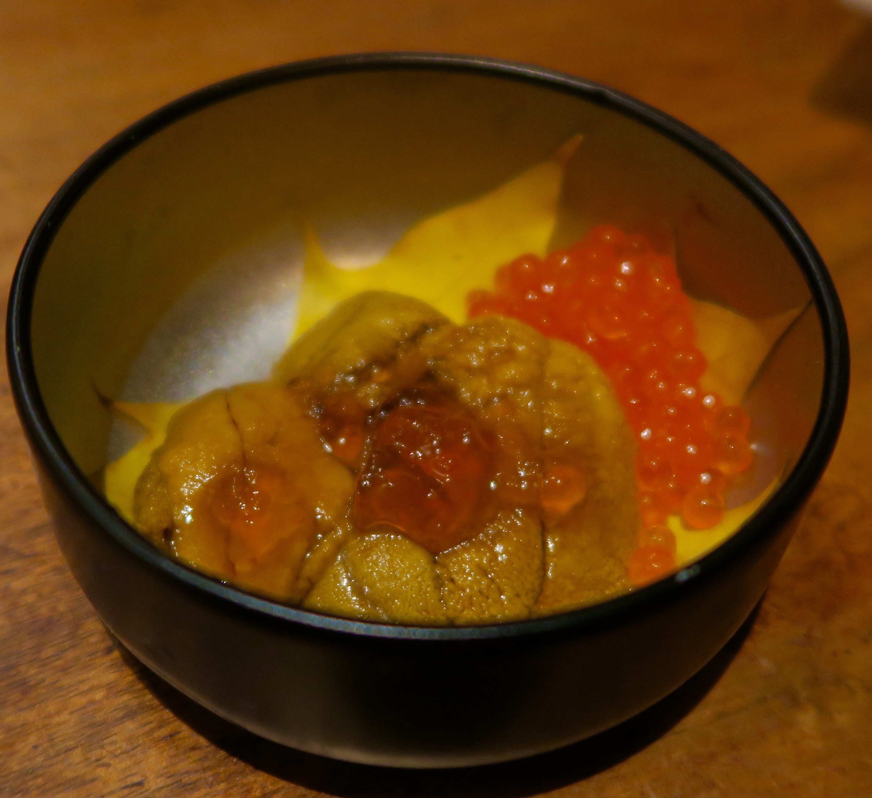  Smoked uni with Trout Roe, 5 Fusion