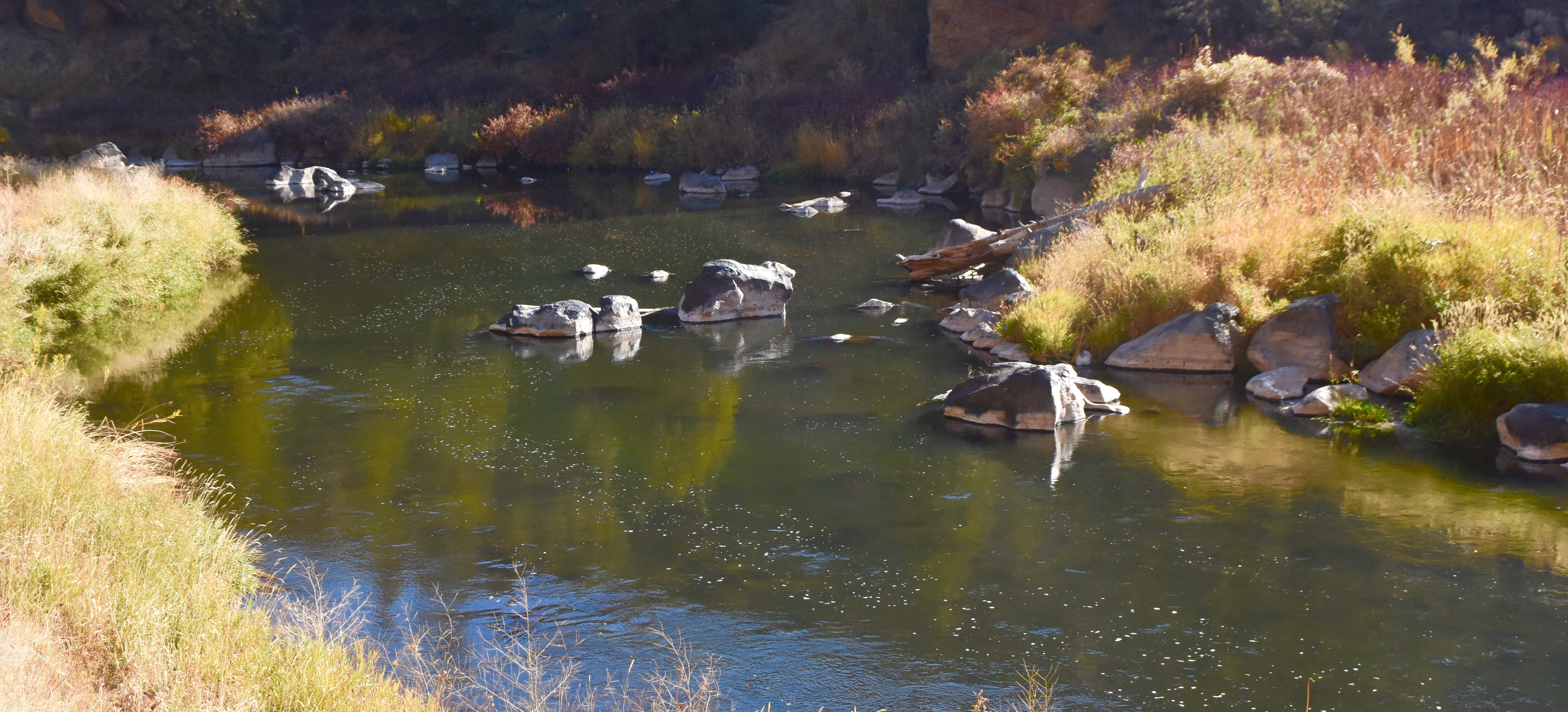 Crooked River Boulders