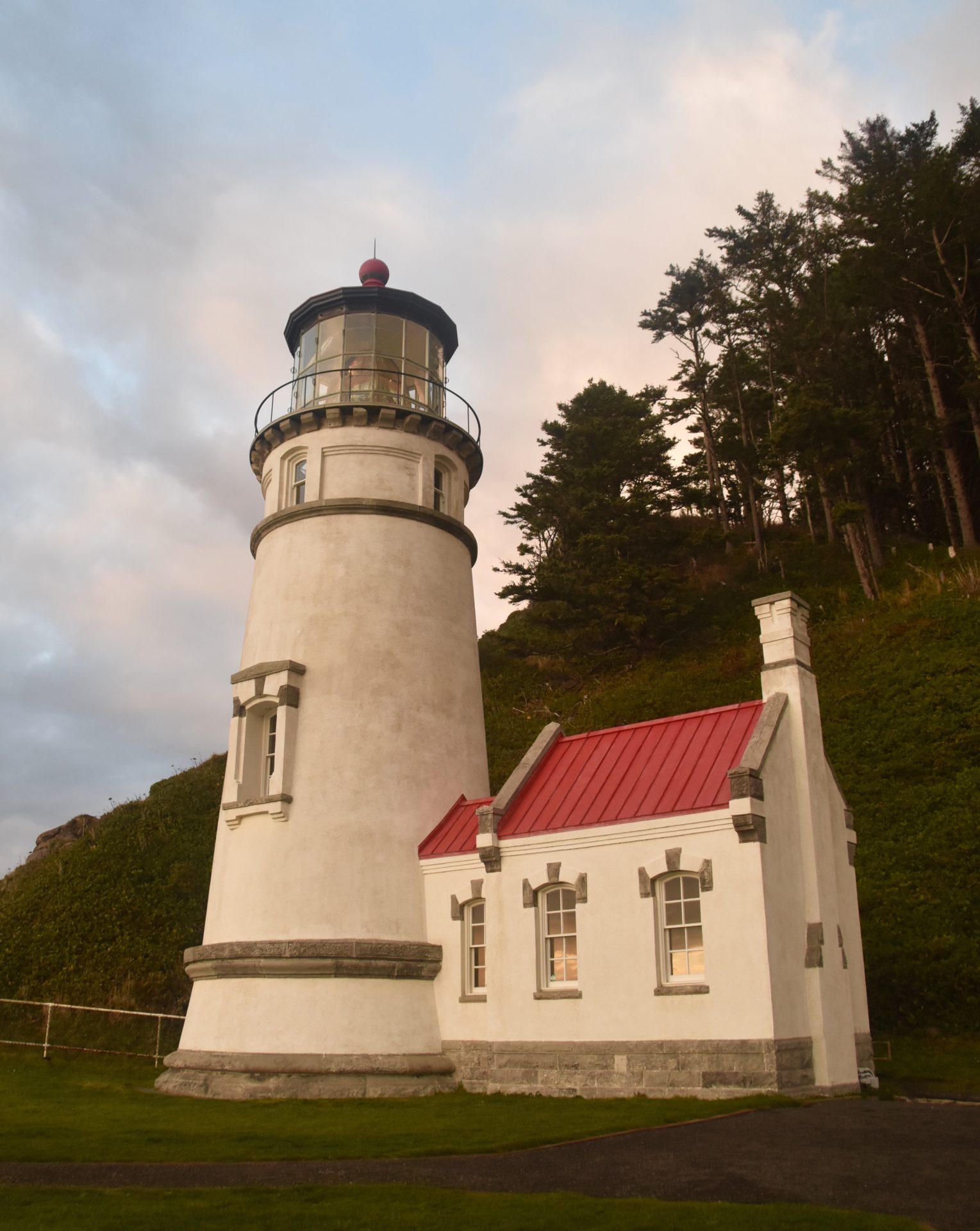 Heceta Lighthouse B&B - Best In Oregon? - The Maritime Explorer