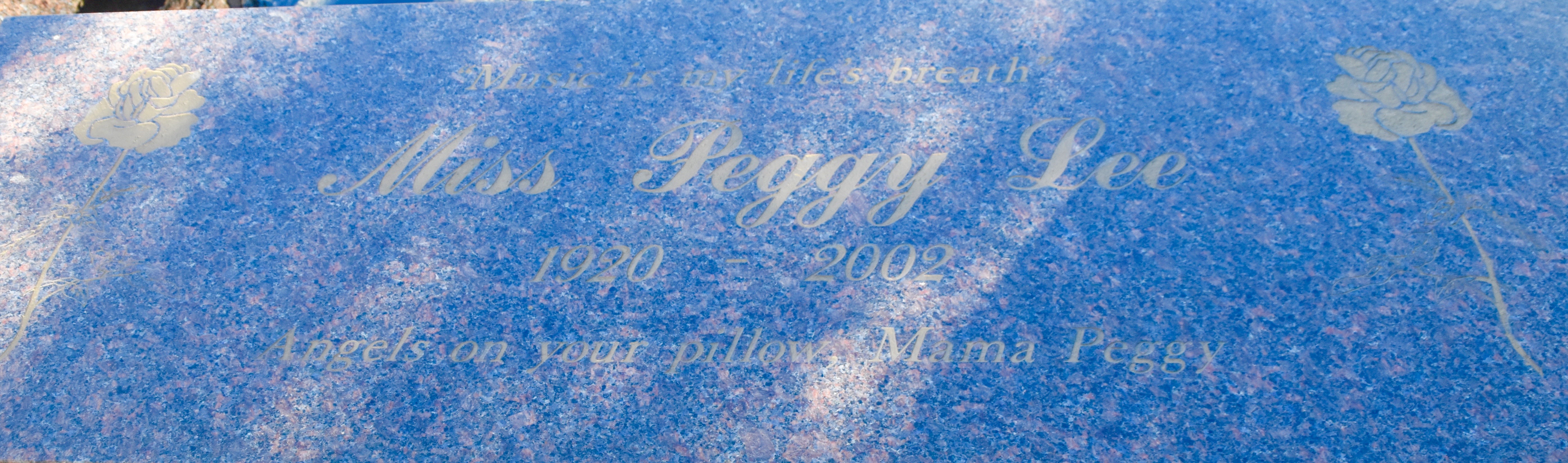 Peggy Lee, Westwood Village Cemetery