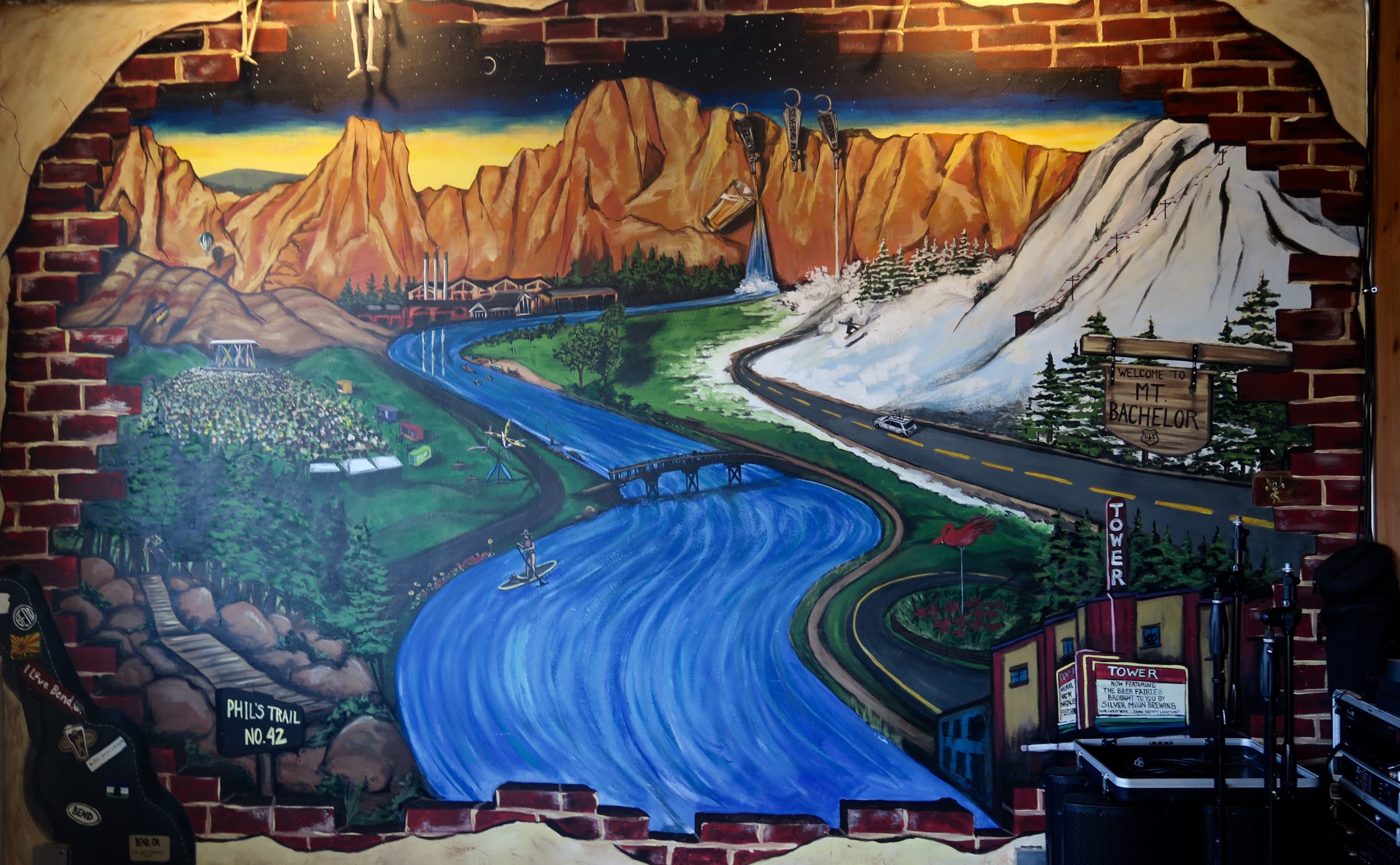 Silver Moon Mural, Bend