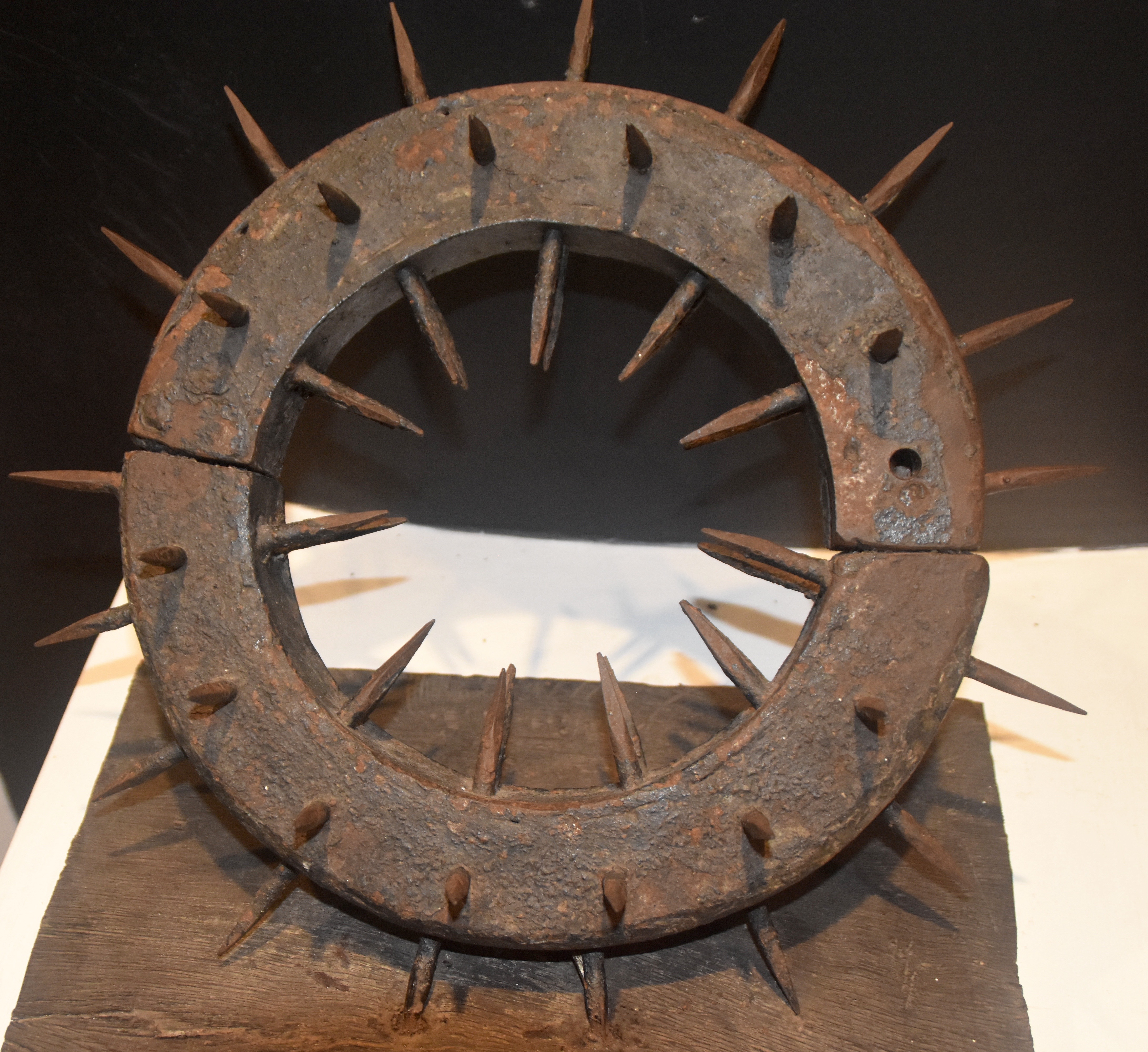 Inquisition Torture Instrument - The Crown, Cartagena