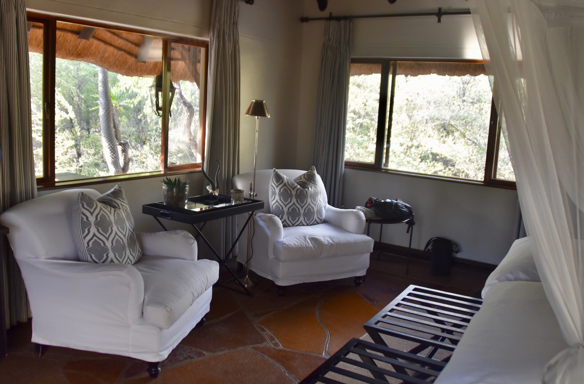 Sitting Area, Cottage 5, Mushara Lodge