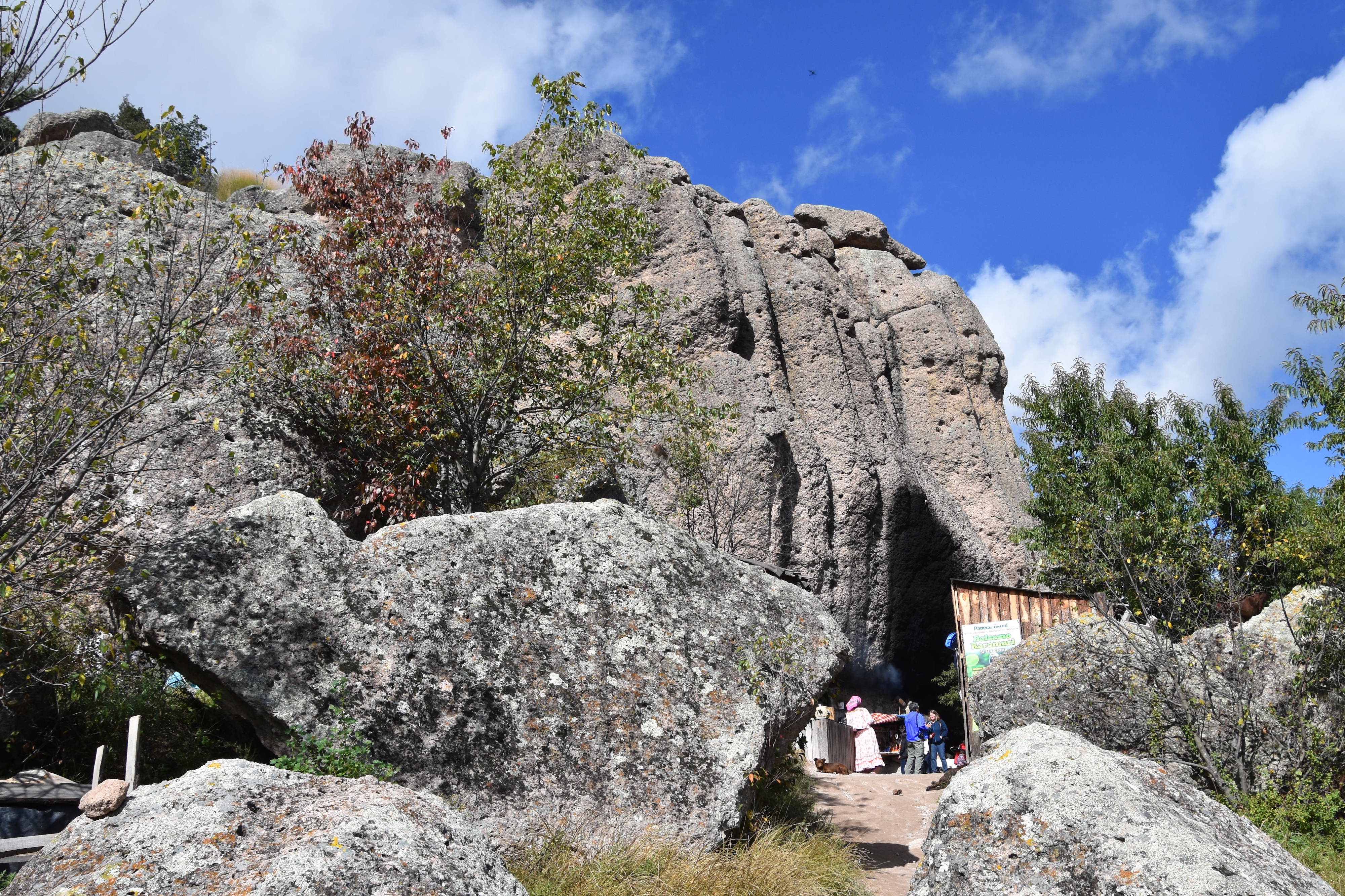 Dona Piedra Cave, Creel