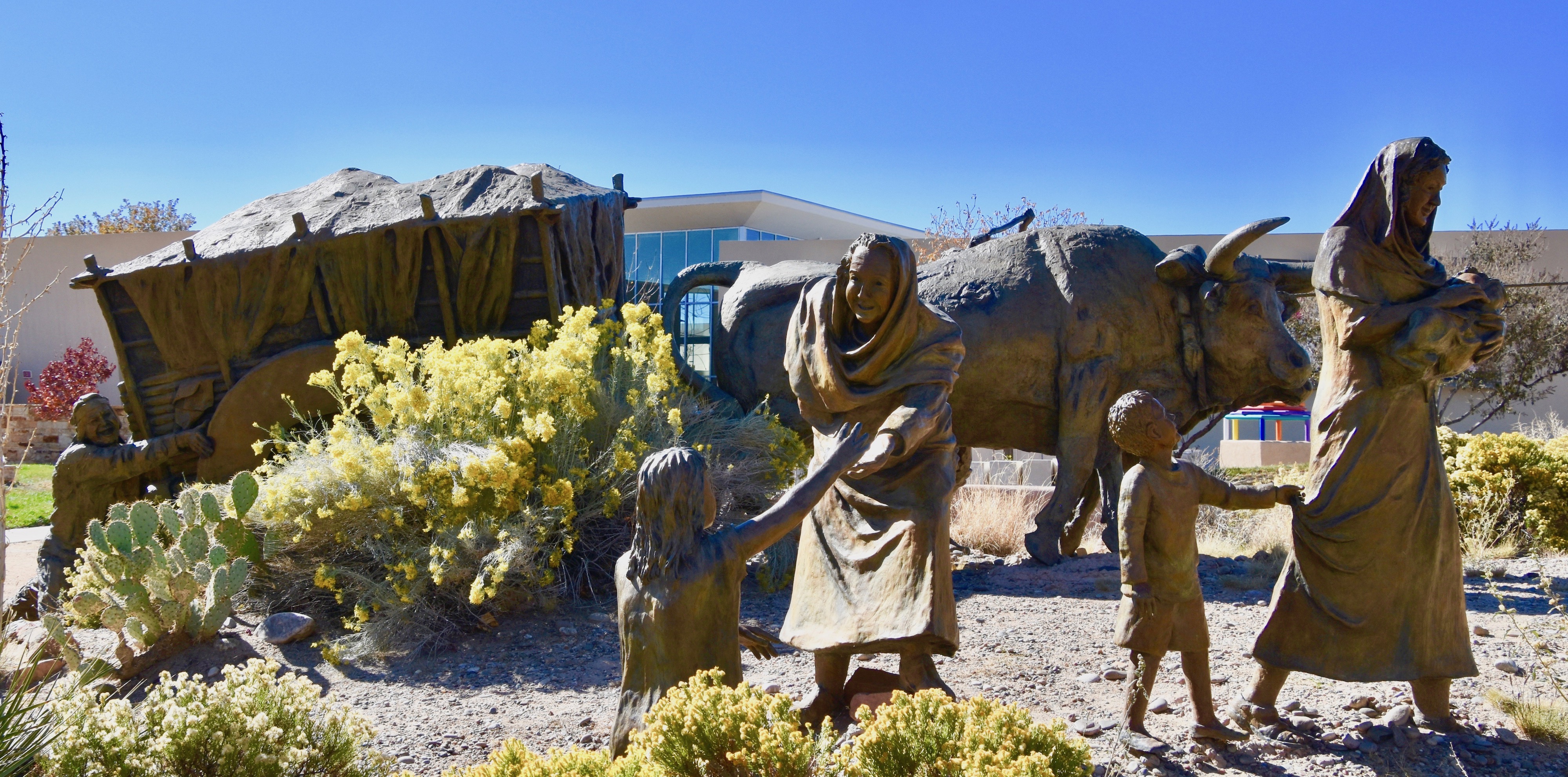 La Jornada Women and Children, Albuquerque Museum