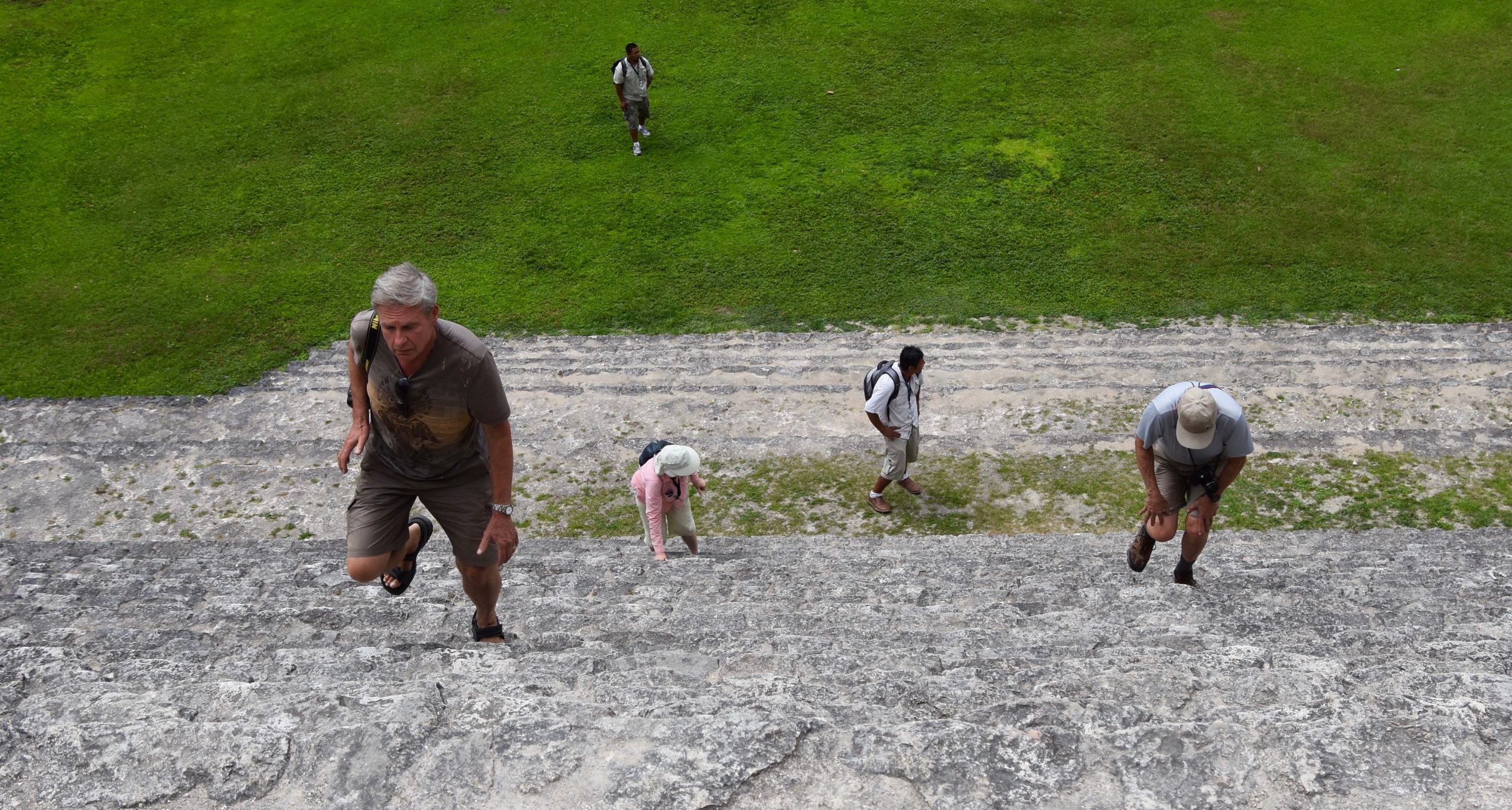 Climbing the Sky Palace, Caracol