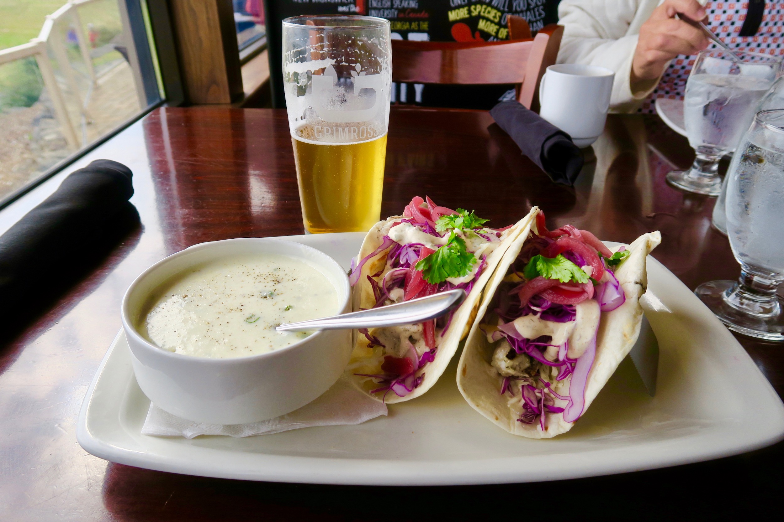 $11 Lunch - Sam Snead's, Kingswood