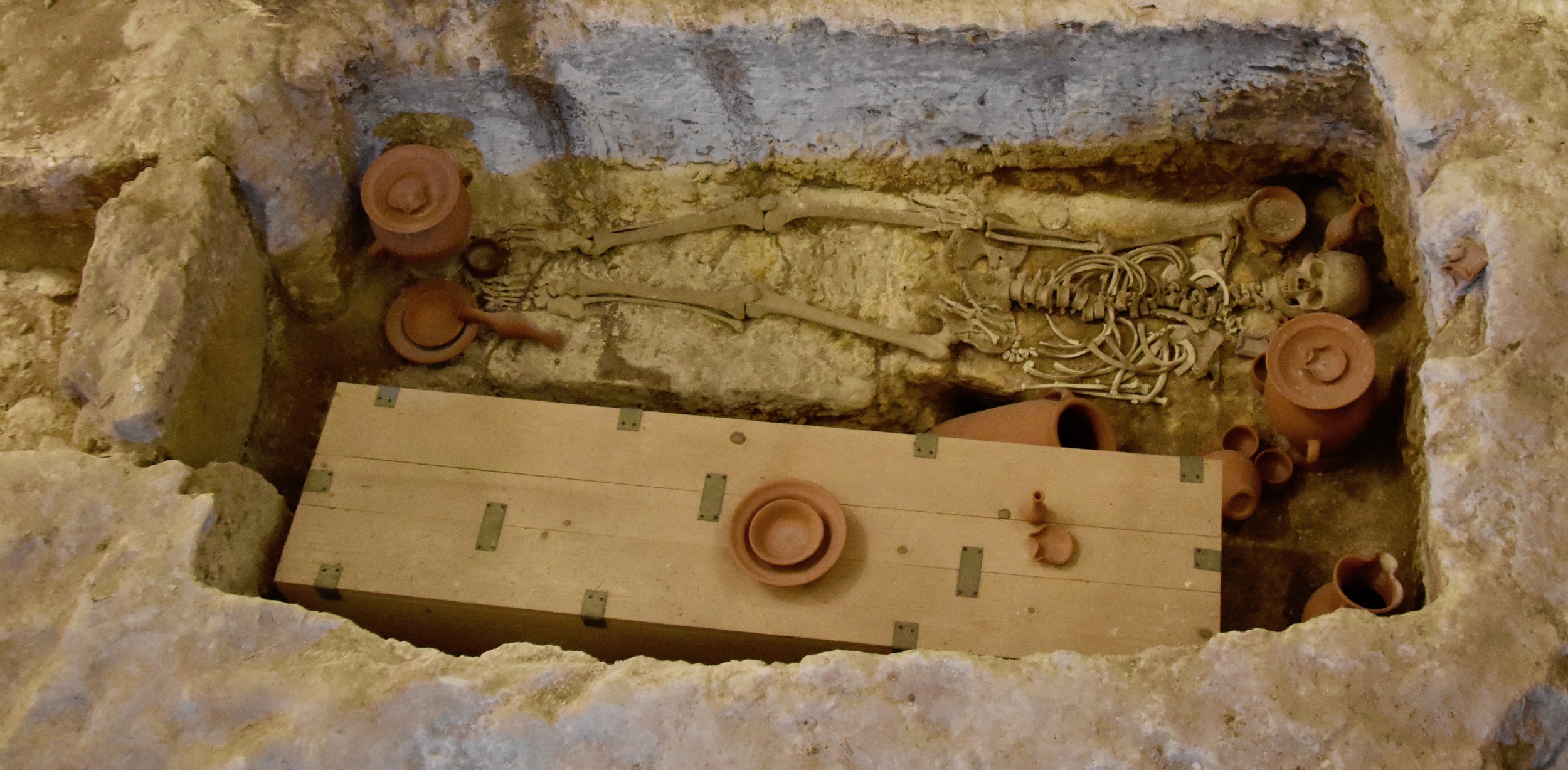 Three Types of Burial in the St. Paul's Catacombs