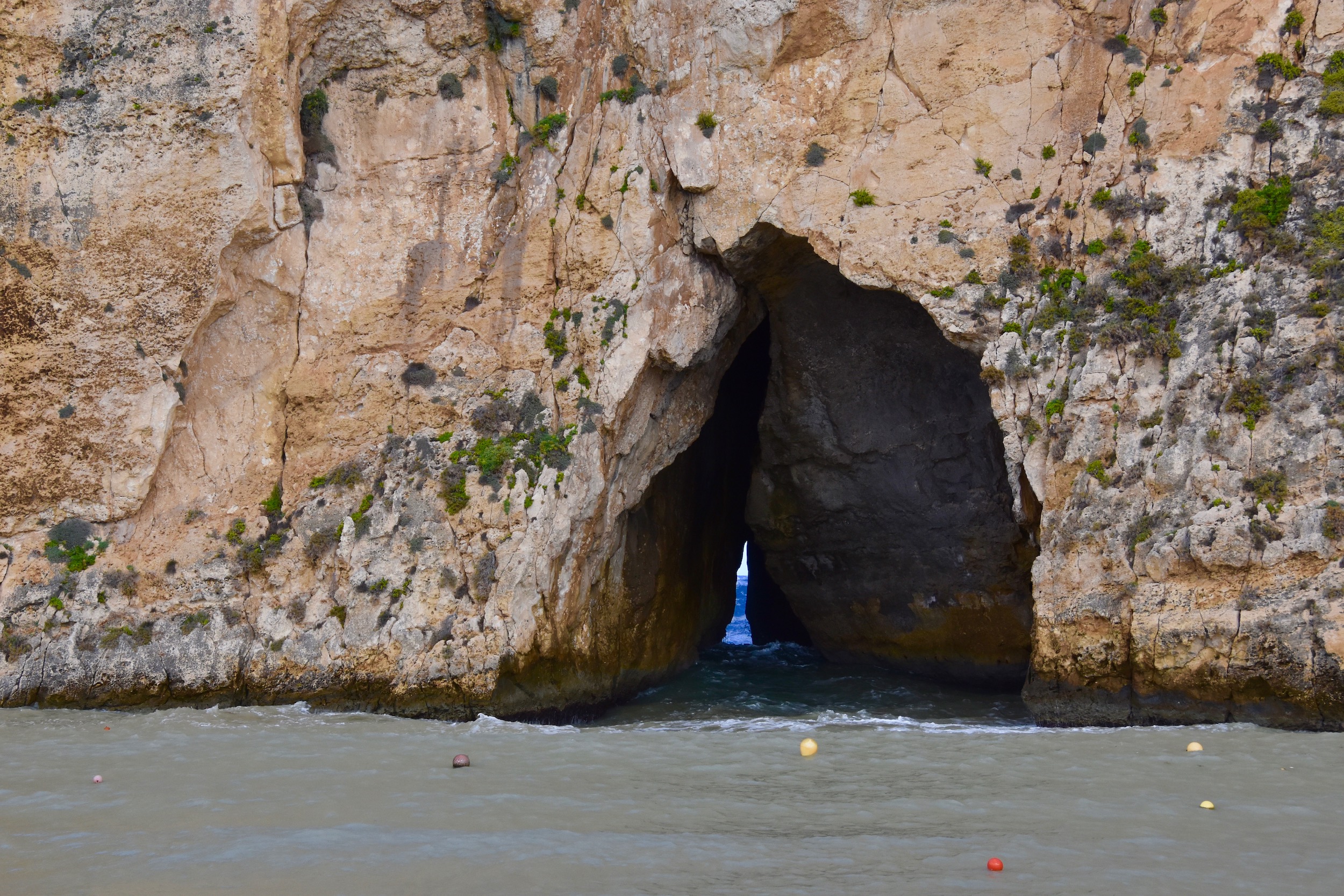 Dwejra Tunnel, Gozo