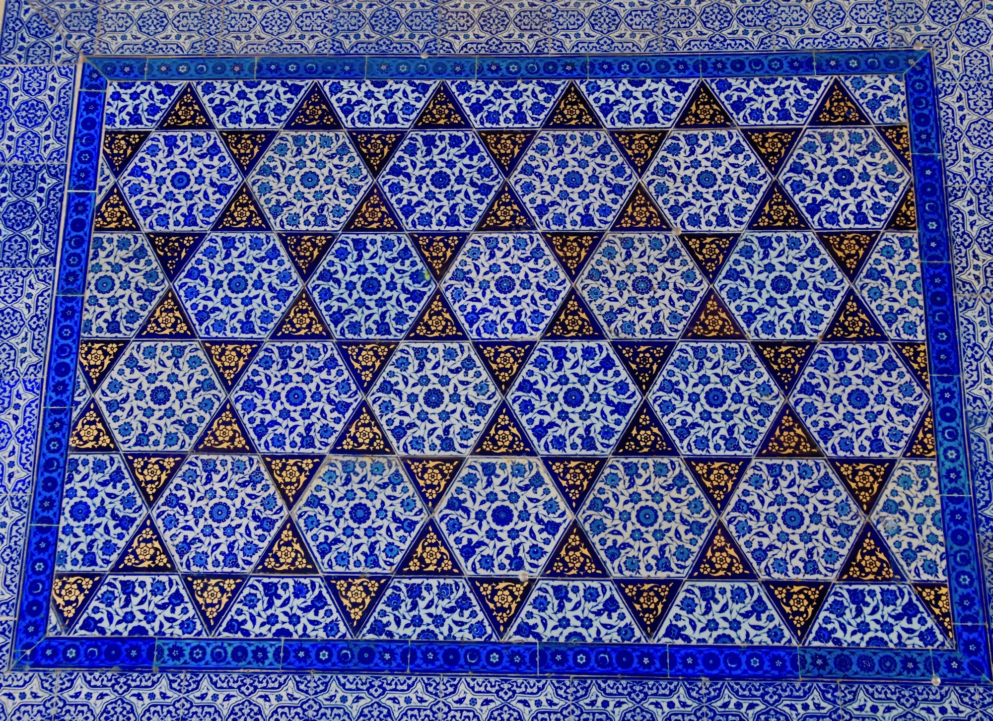 Tile in the Baghdad Kiosk, Topkapi Palace