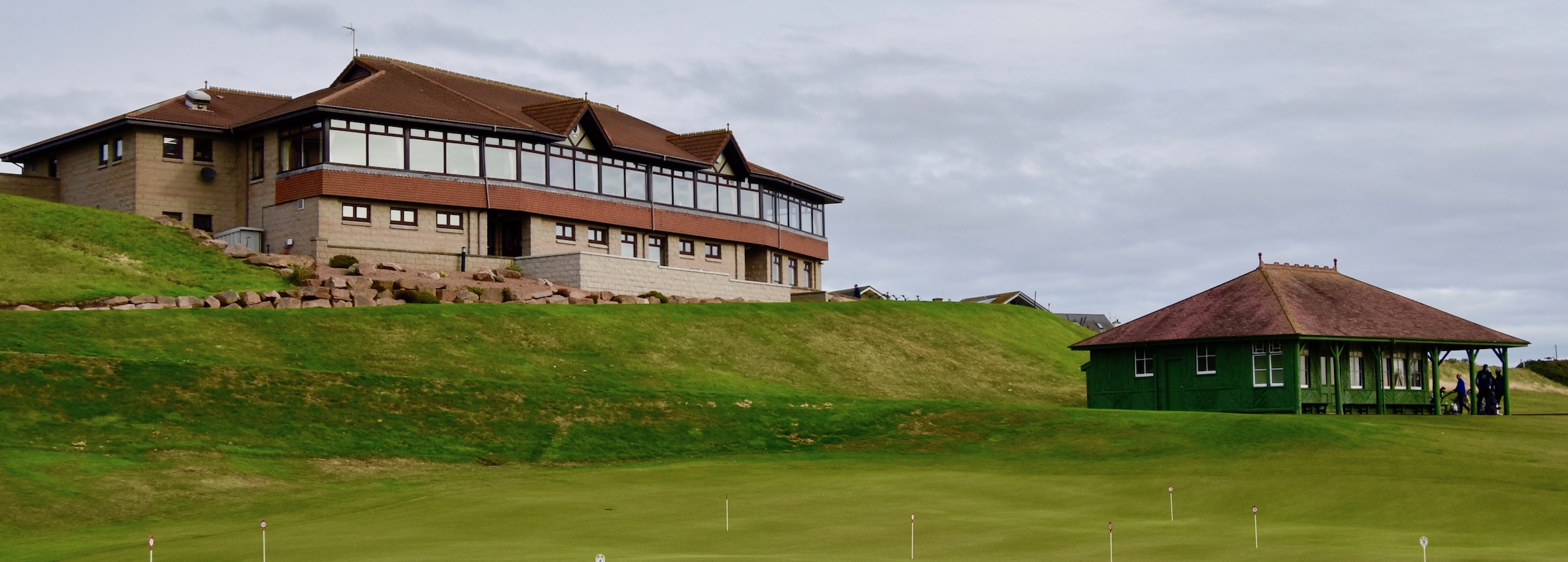 Clubhouse &amp; Starter's Cabin, Cruden Bay