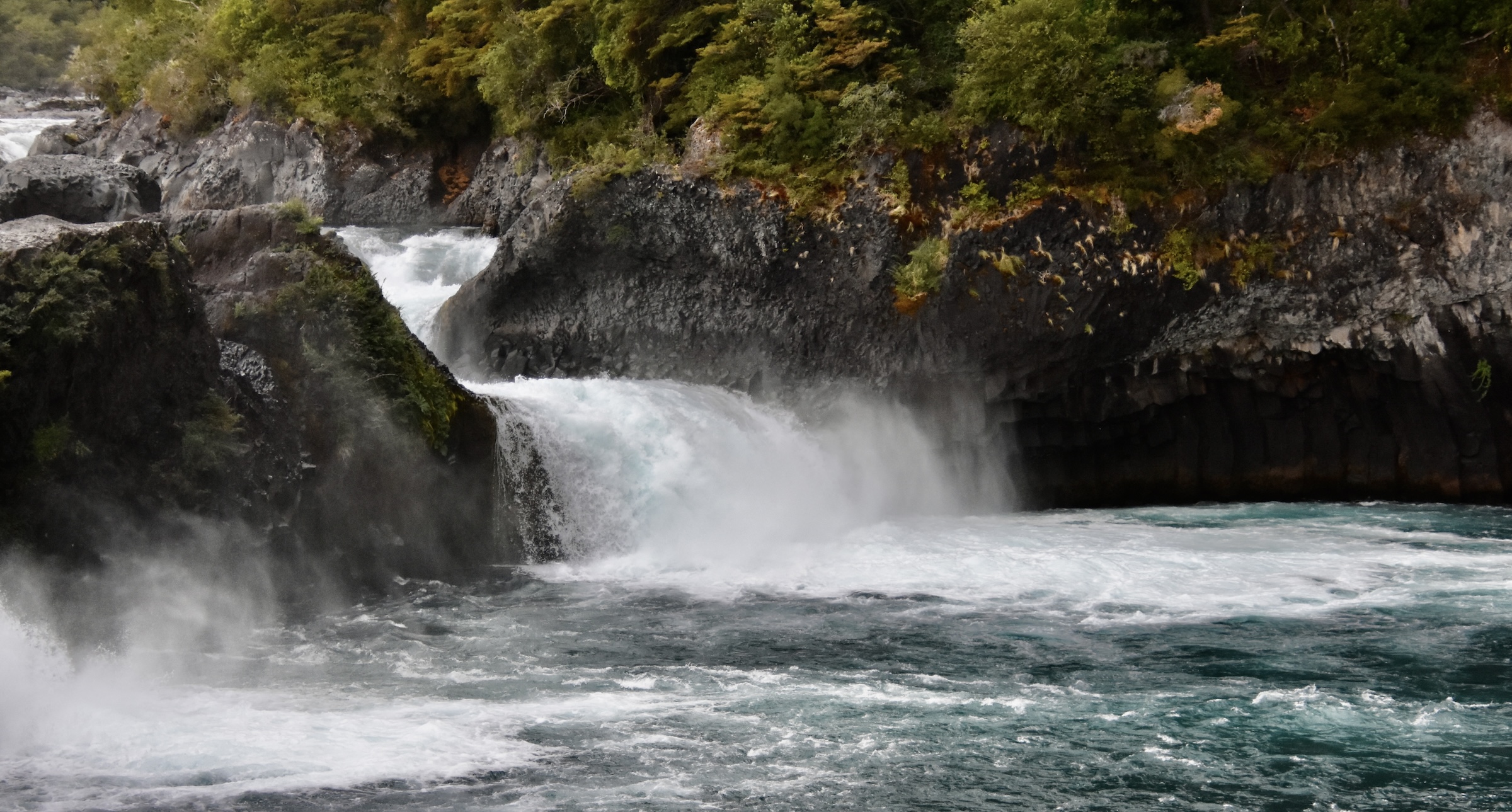 Saltos del Petrohue, Patagonia Lake District