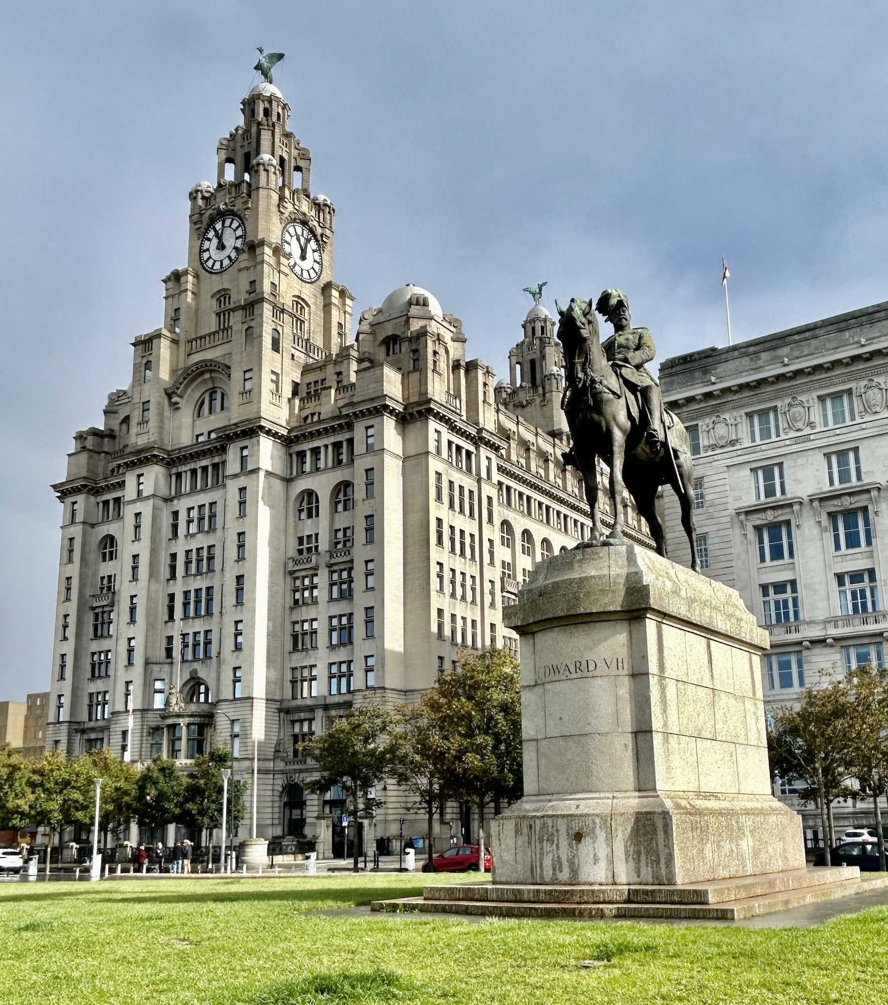 Edward VII & Royal Liverpool Building, Liverpool Waterfront