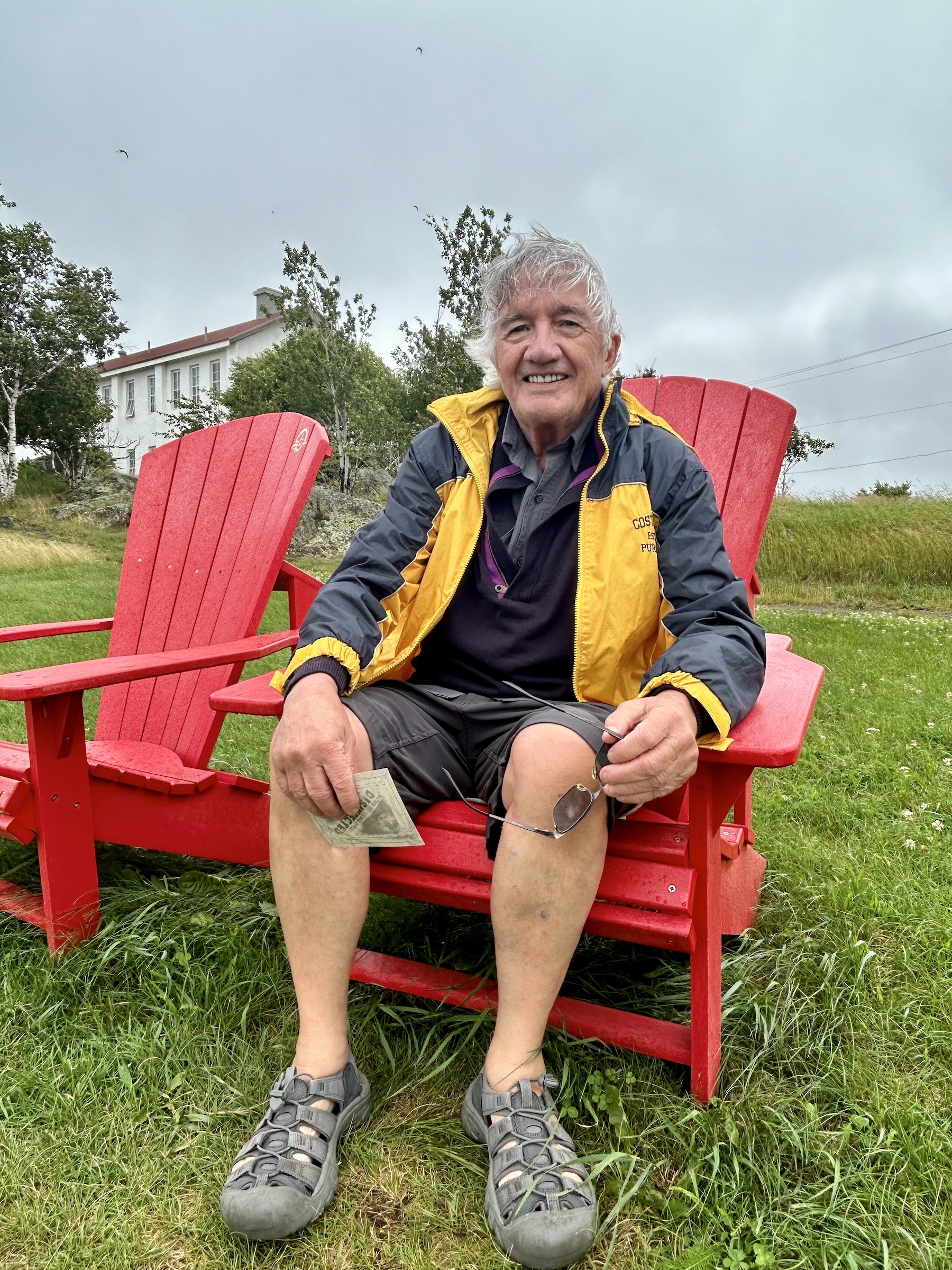 In the Red Chairs, Grosse Ile
