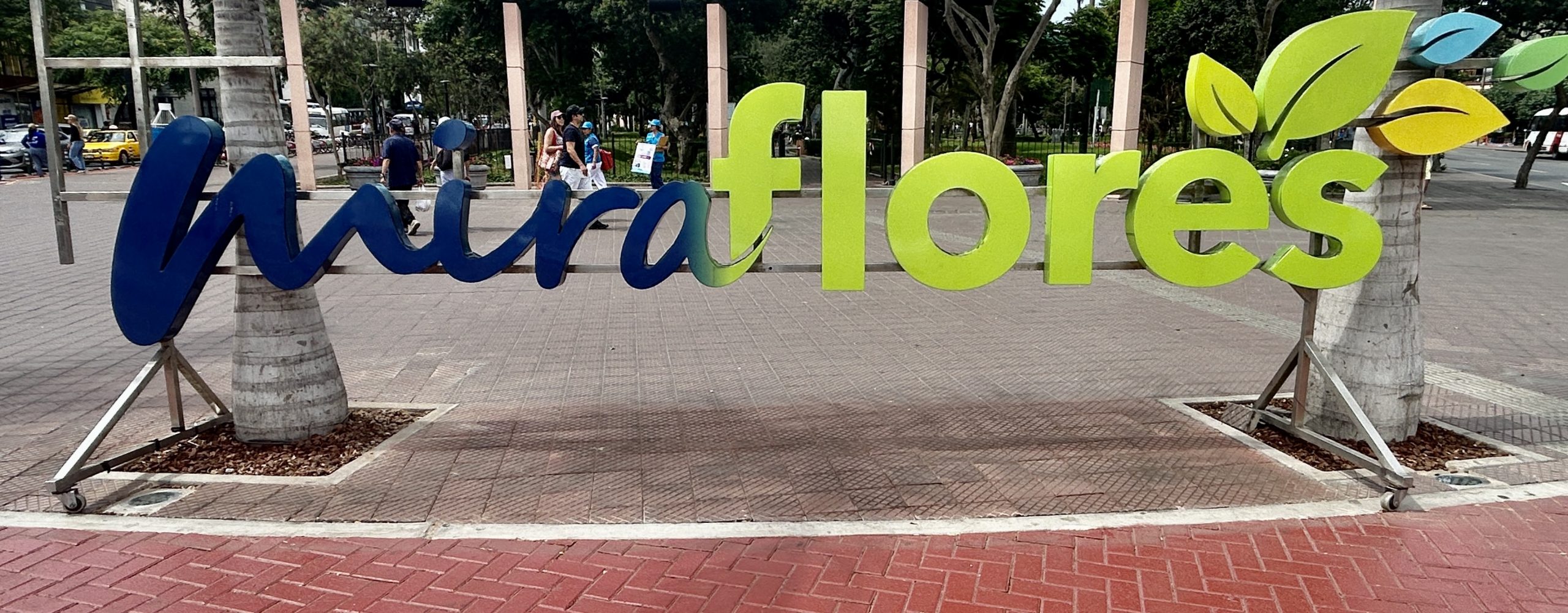 Miraflores Sign