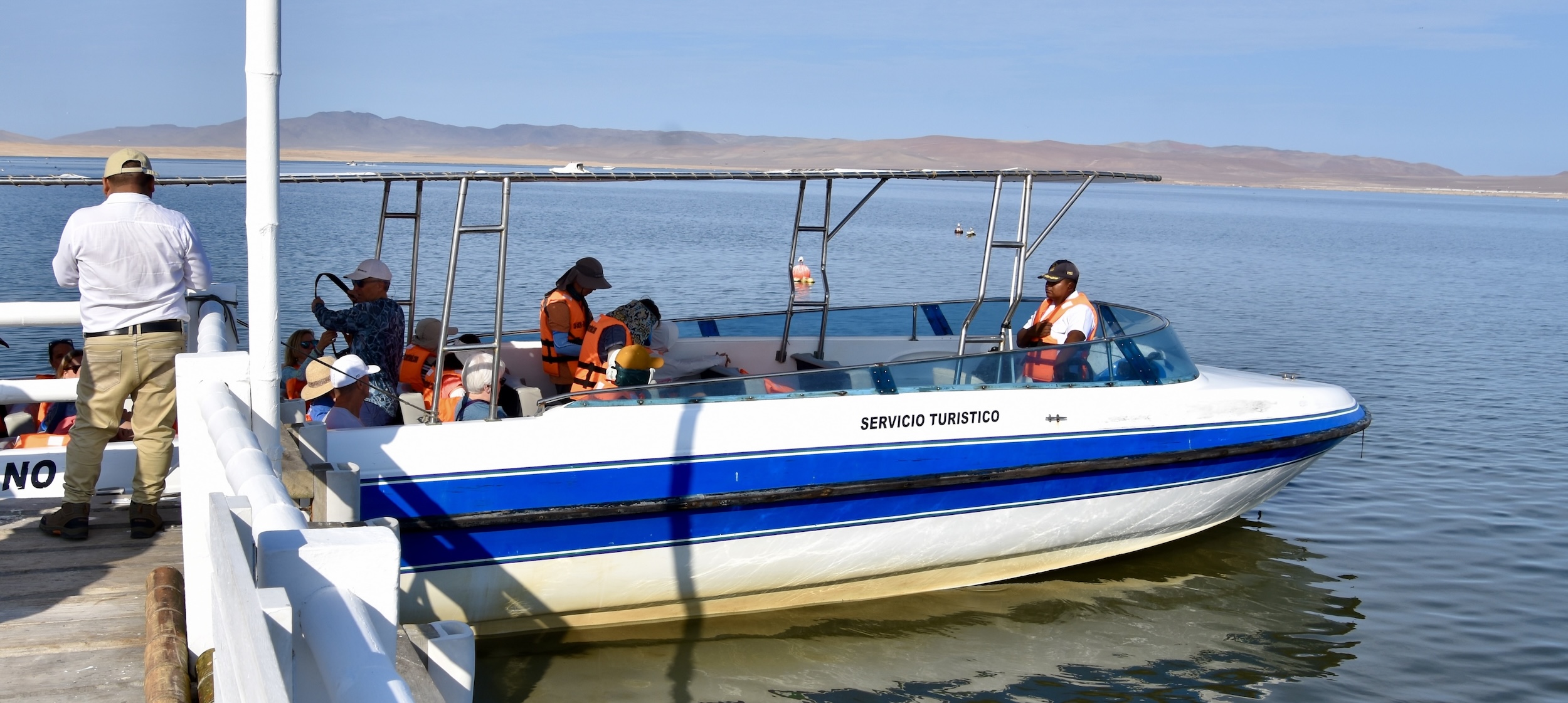Boat to the Ballestas Islands