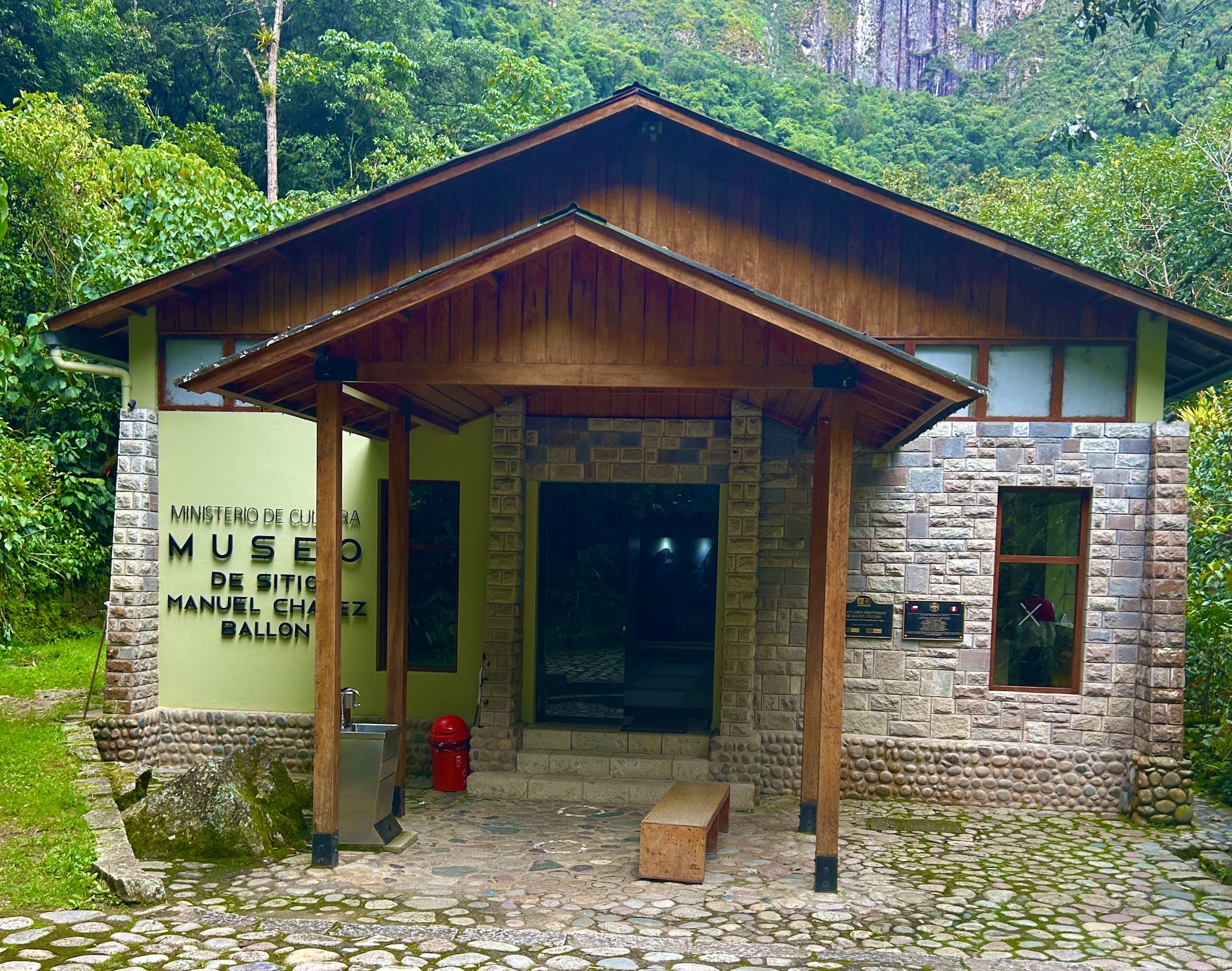 Manual Chavez Ballon Museum, Aguas Calientes