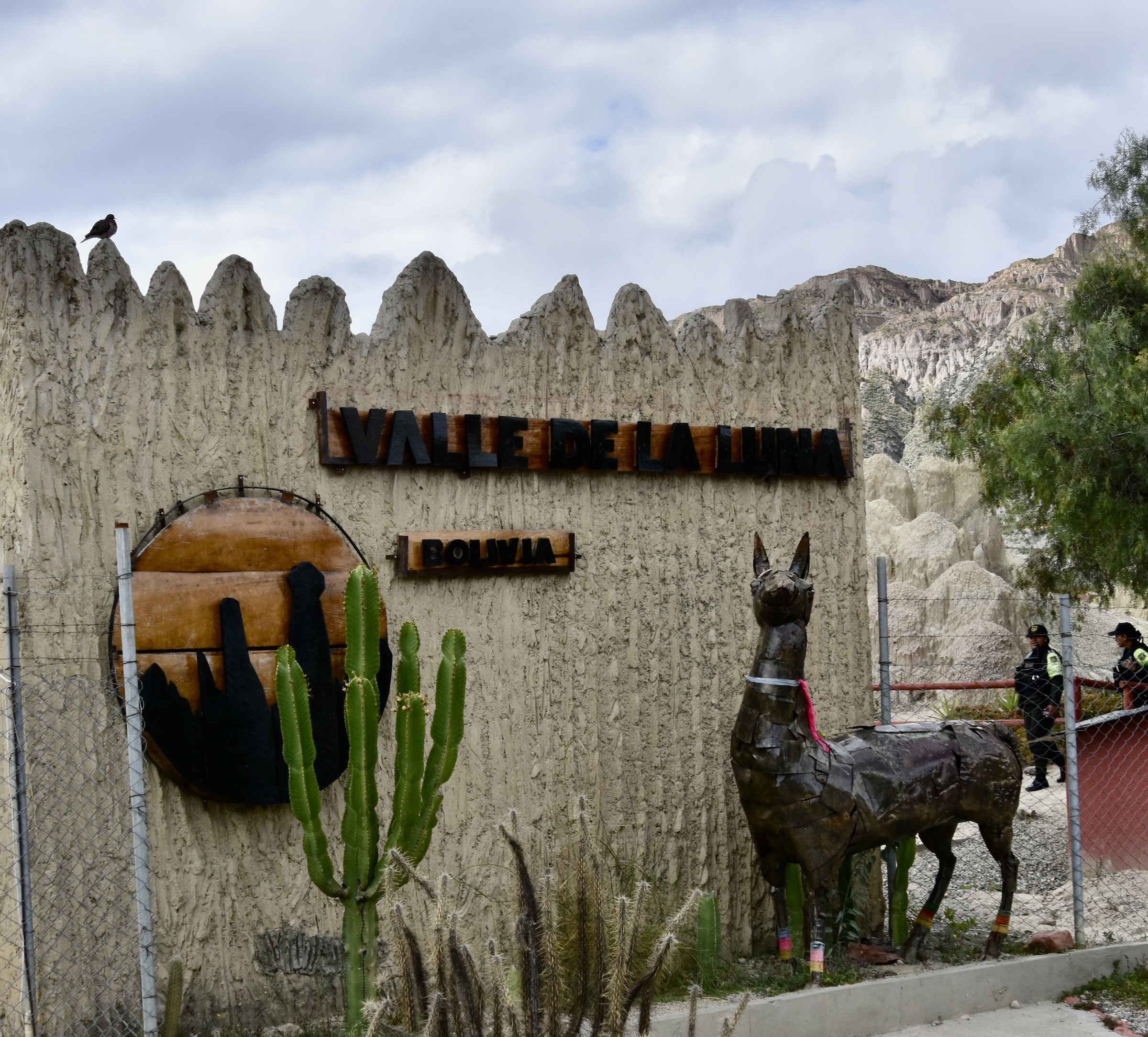 Valley of the Moon Entrance, La Paz