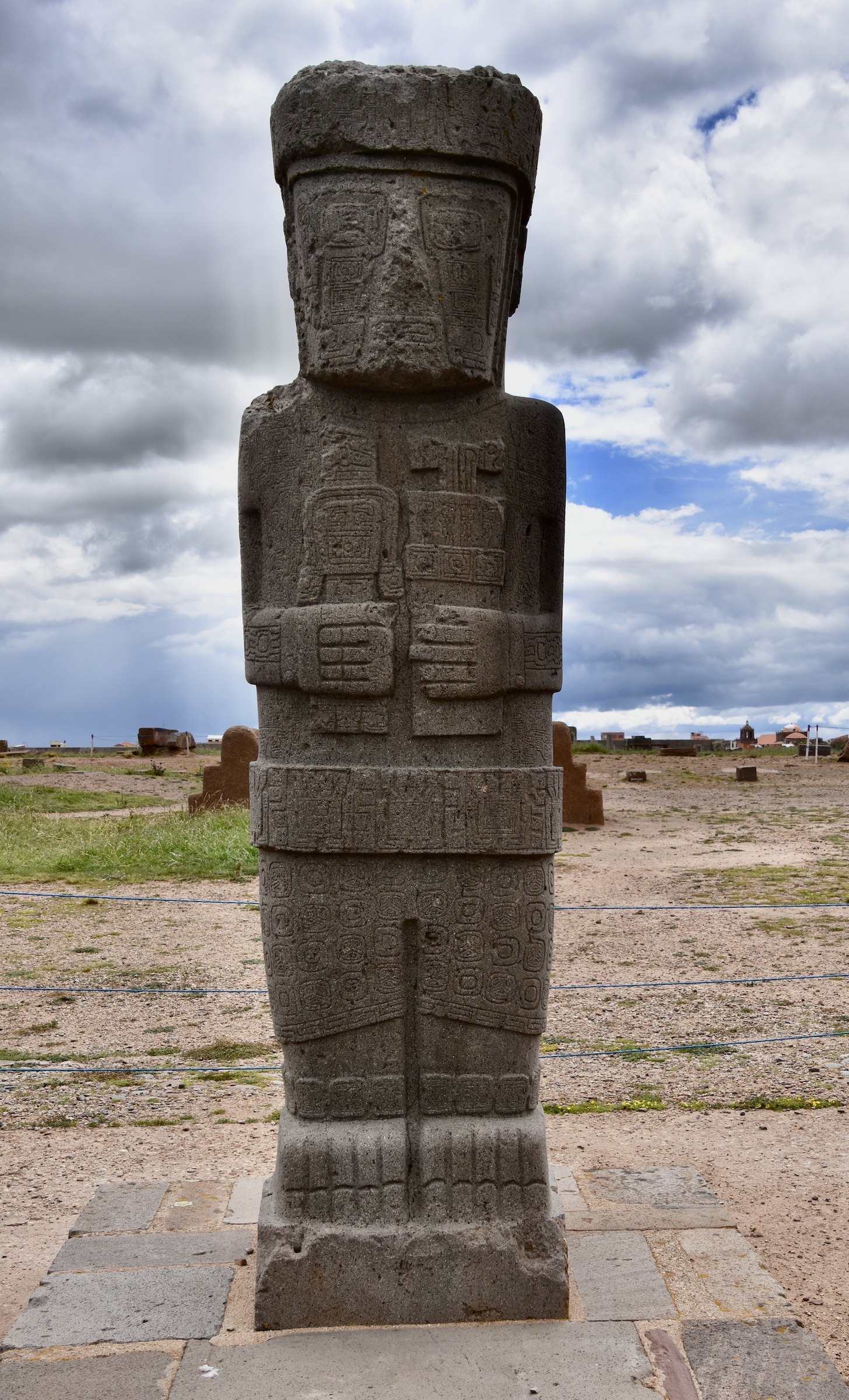Ponce Monolith, Tiahuanaco