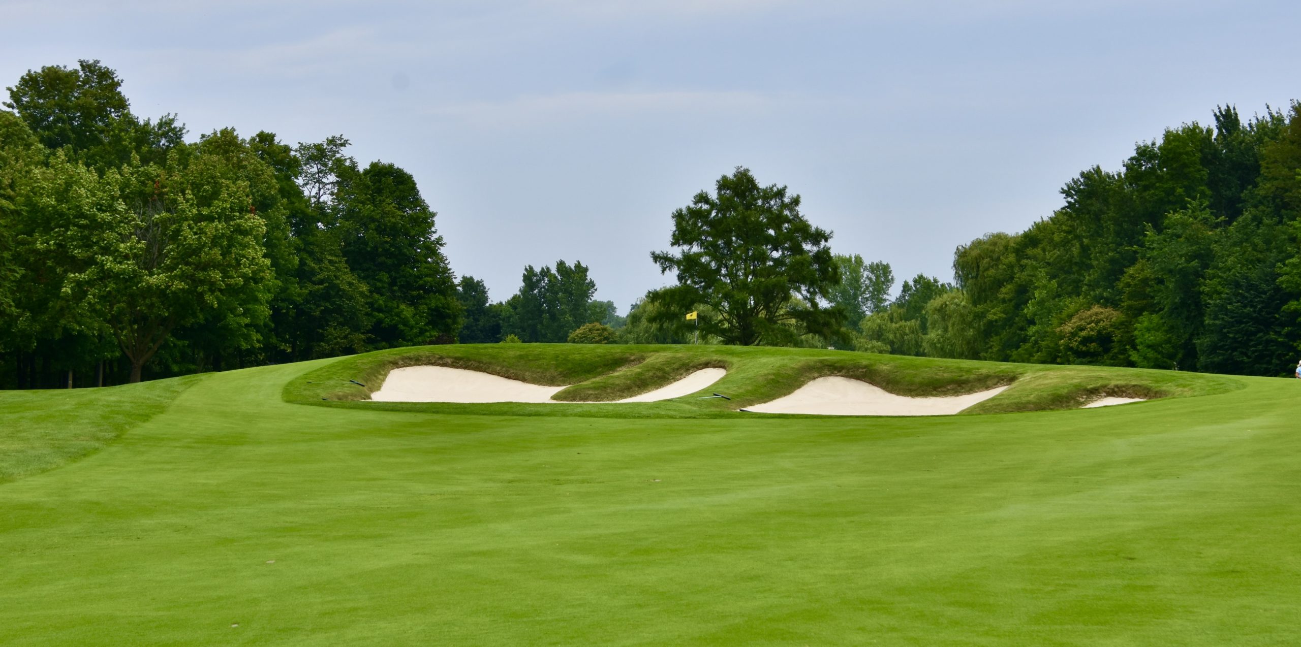 #13 Approach Laval-sur-le-Lac Blue