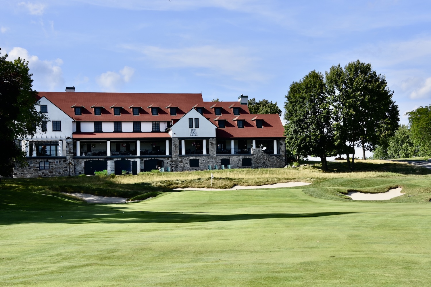 #18 Approach, Beaconsfield